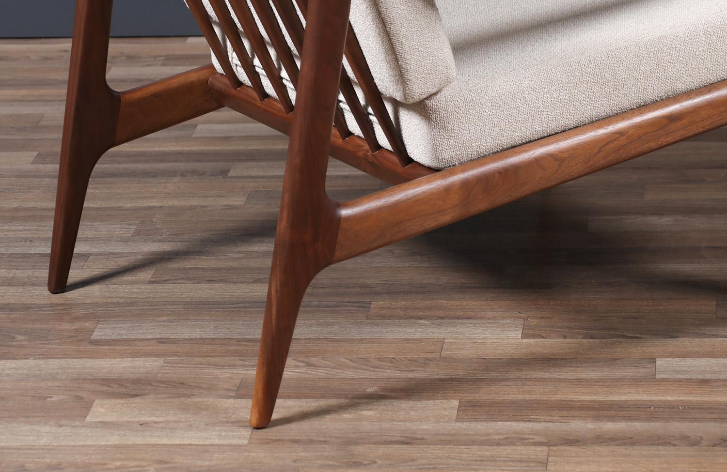 Chaise longue en noyer 