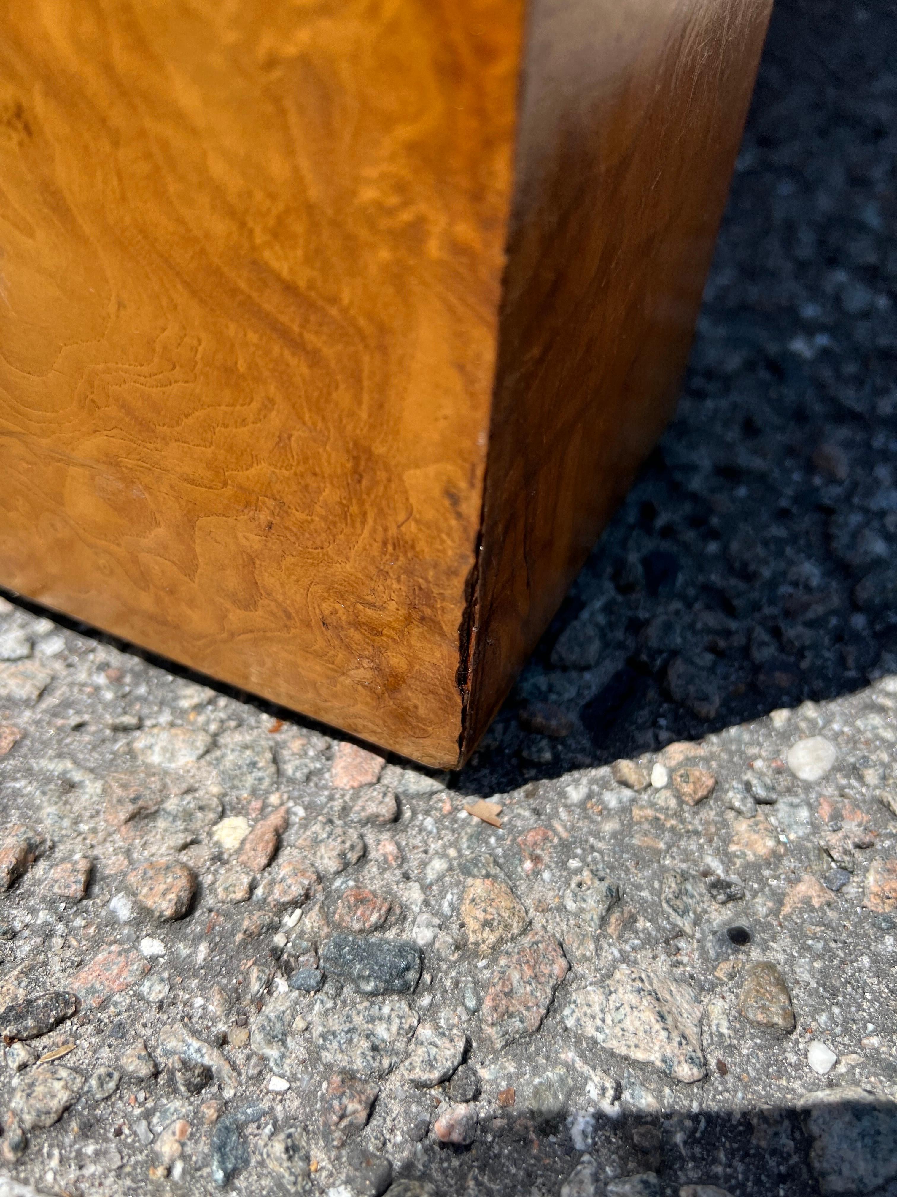 Table basse en bois d'ébène de grande taille attribuée à Milo Baughman en vente 8