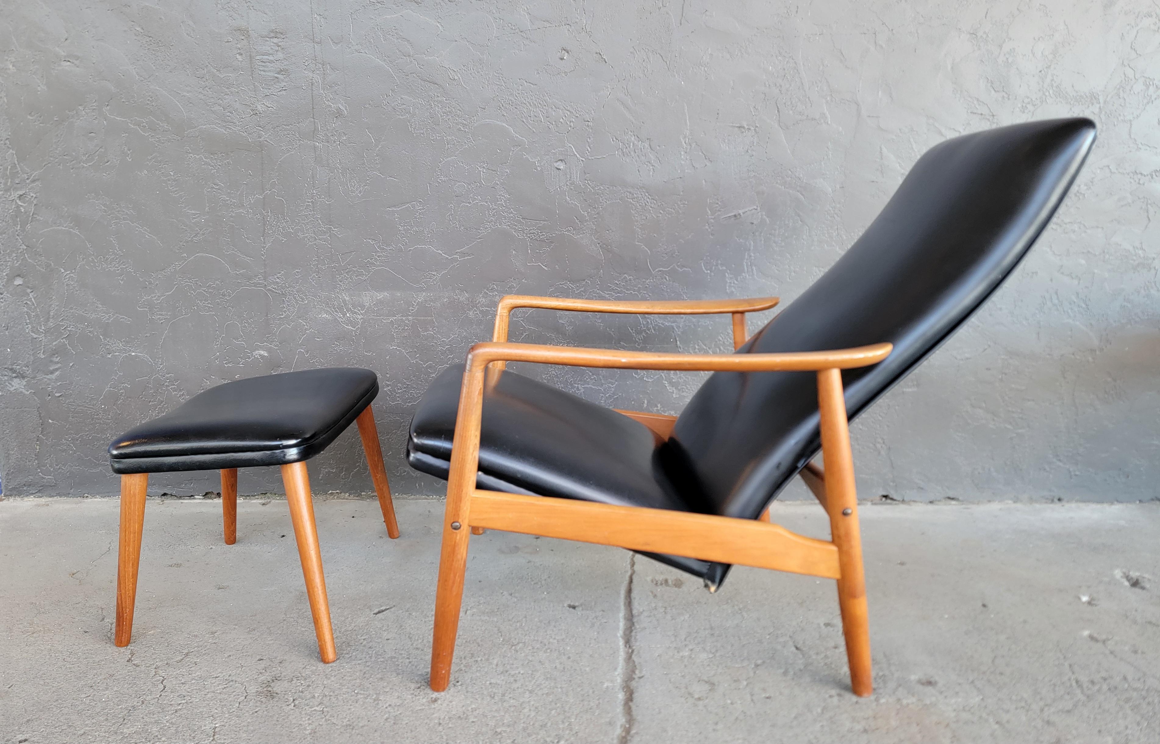 Mid-Century Modern Milo Baughman Attributed Reclining Lounge Chair & Ottoman