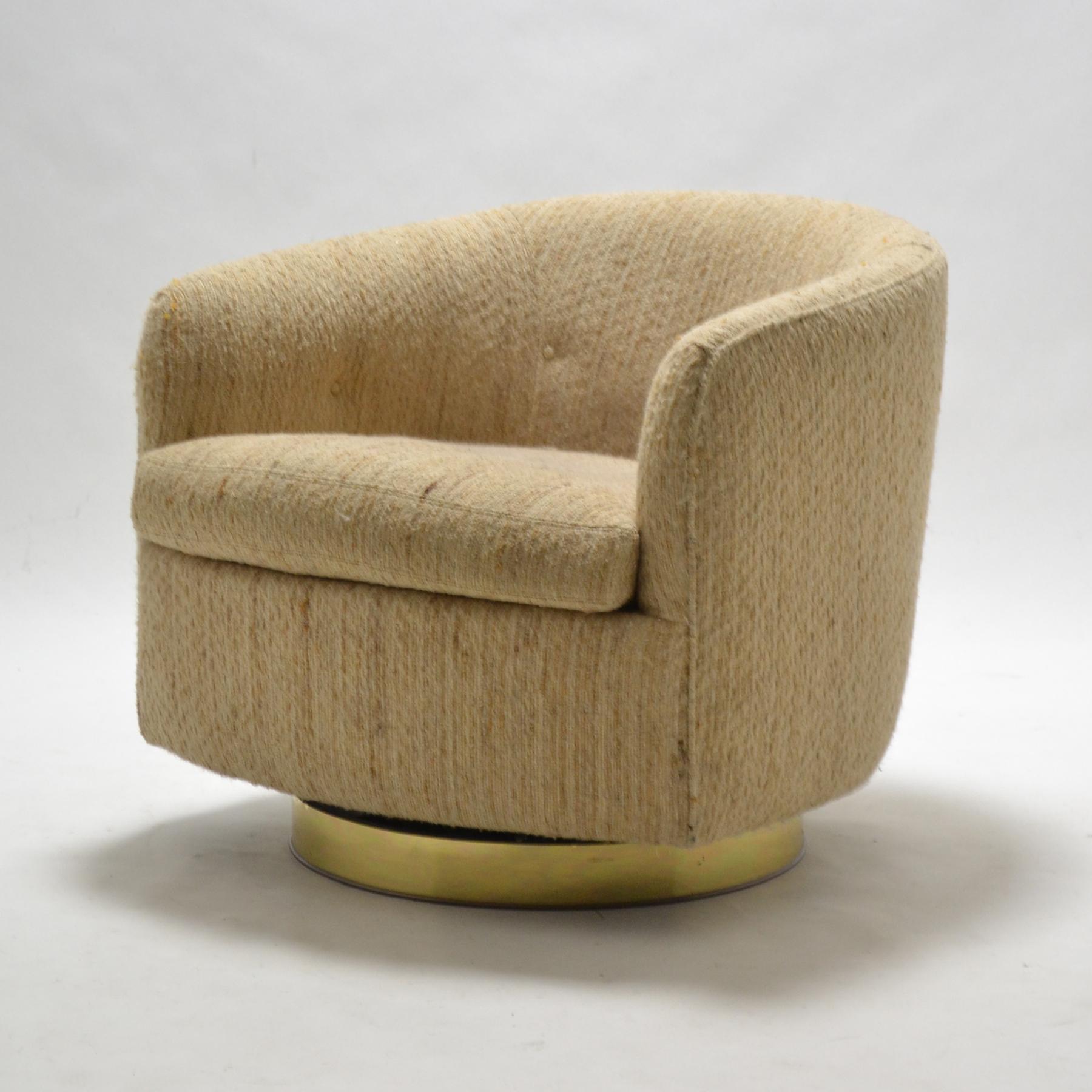 Milo Baughman Barrel Back Lounge Chair by Thayer Coggin For Sale 2