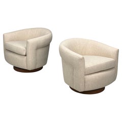 Milo Baughman, Tappezzeria beige, Noce, Sedie inclinabili e girevoli, USA, anni '70