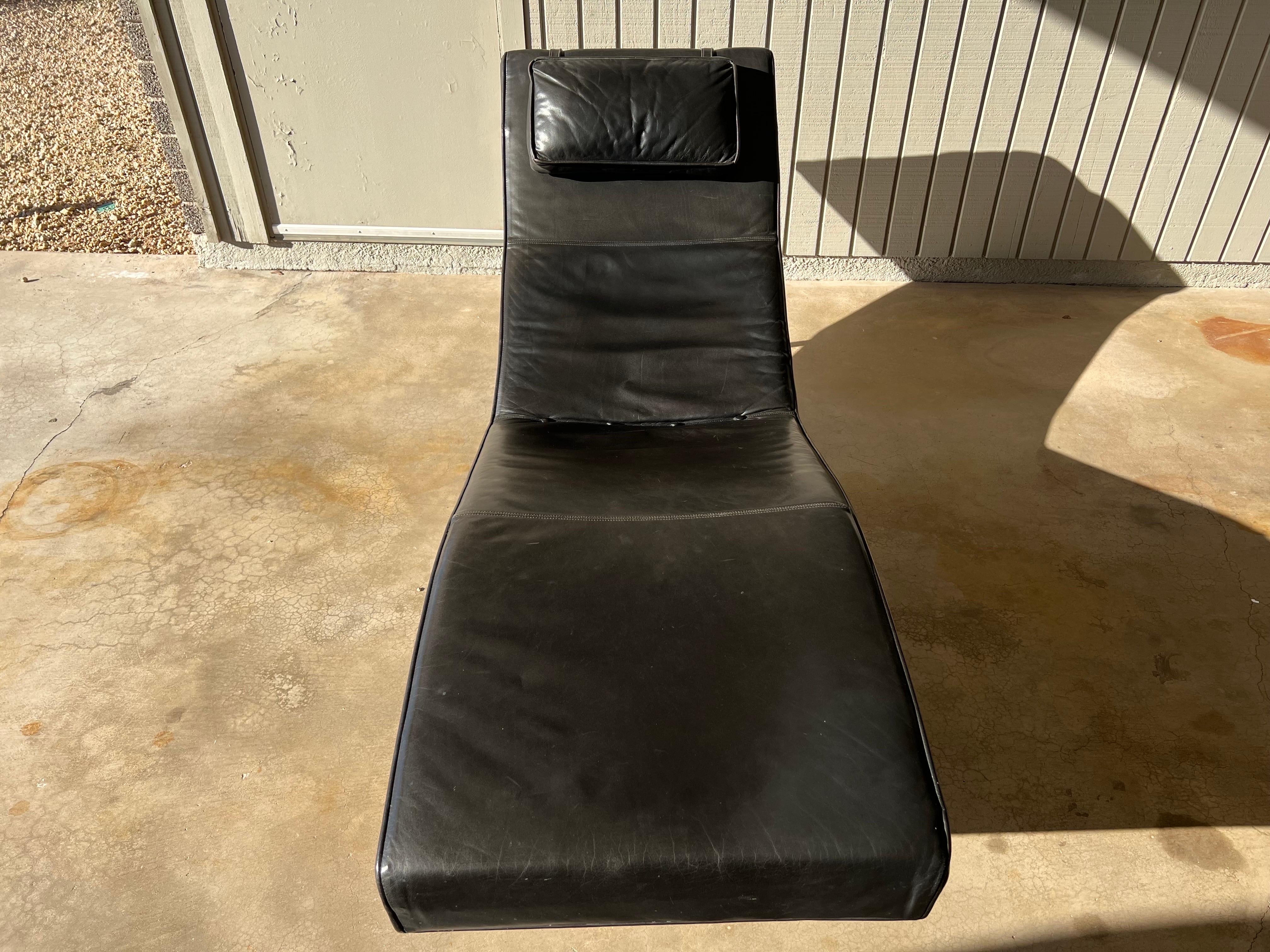Milo Baughman Black Leather Fred Chaise Lounge Chair for Thayer Coggin For Sale 8