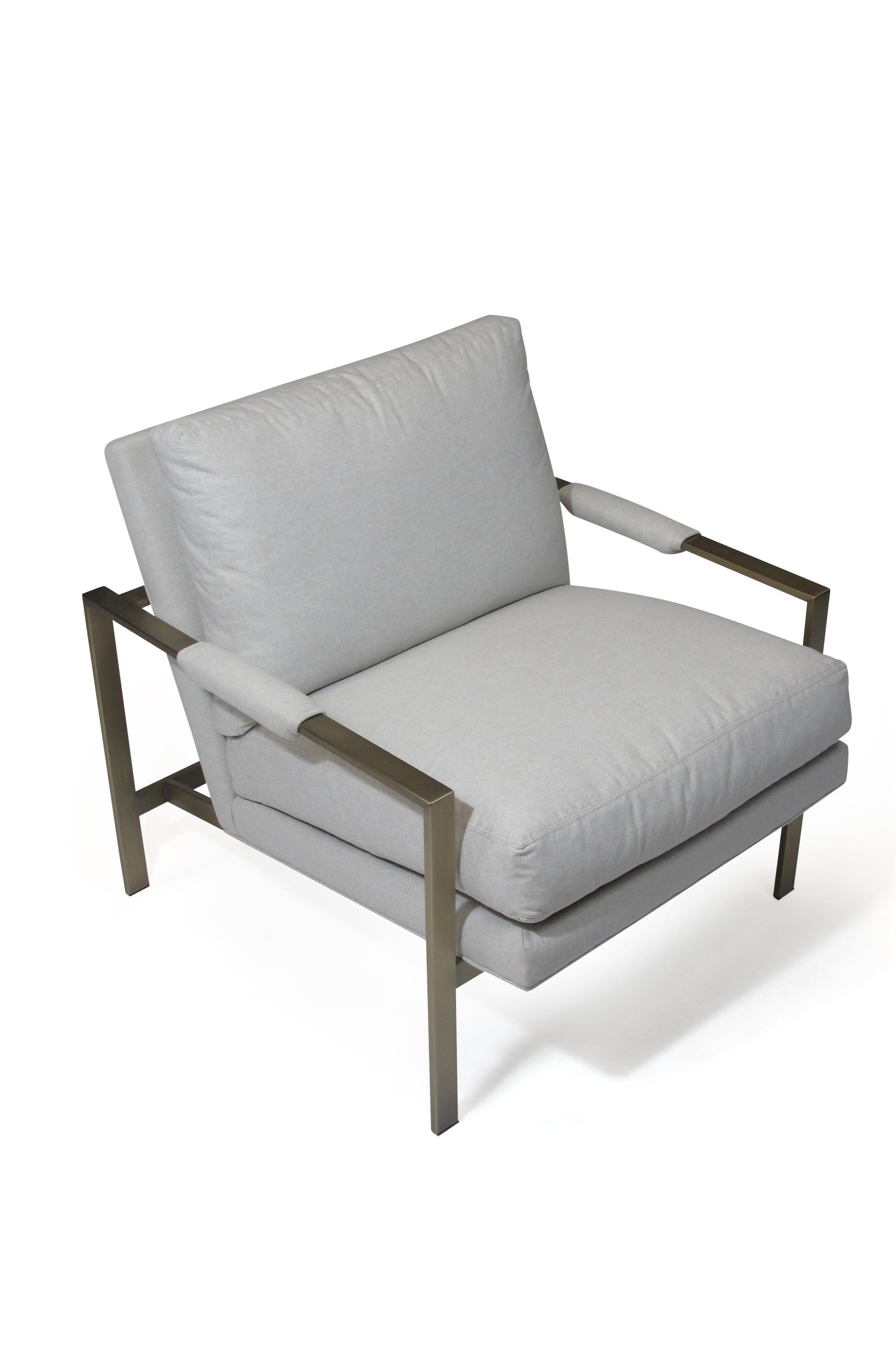 Midcentury Milo Baughman Brass Frame Lounge Chairs in Off-White Fabric For Sale 1
