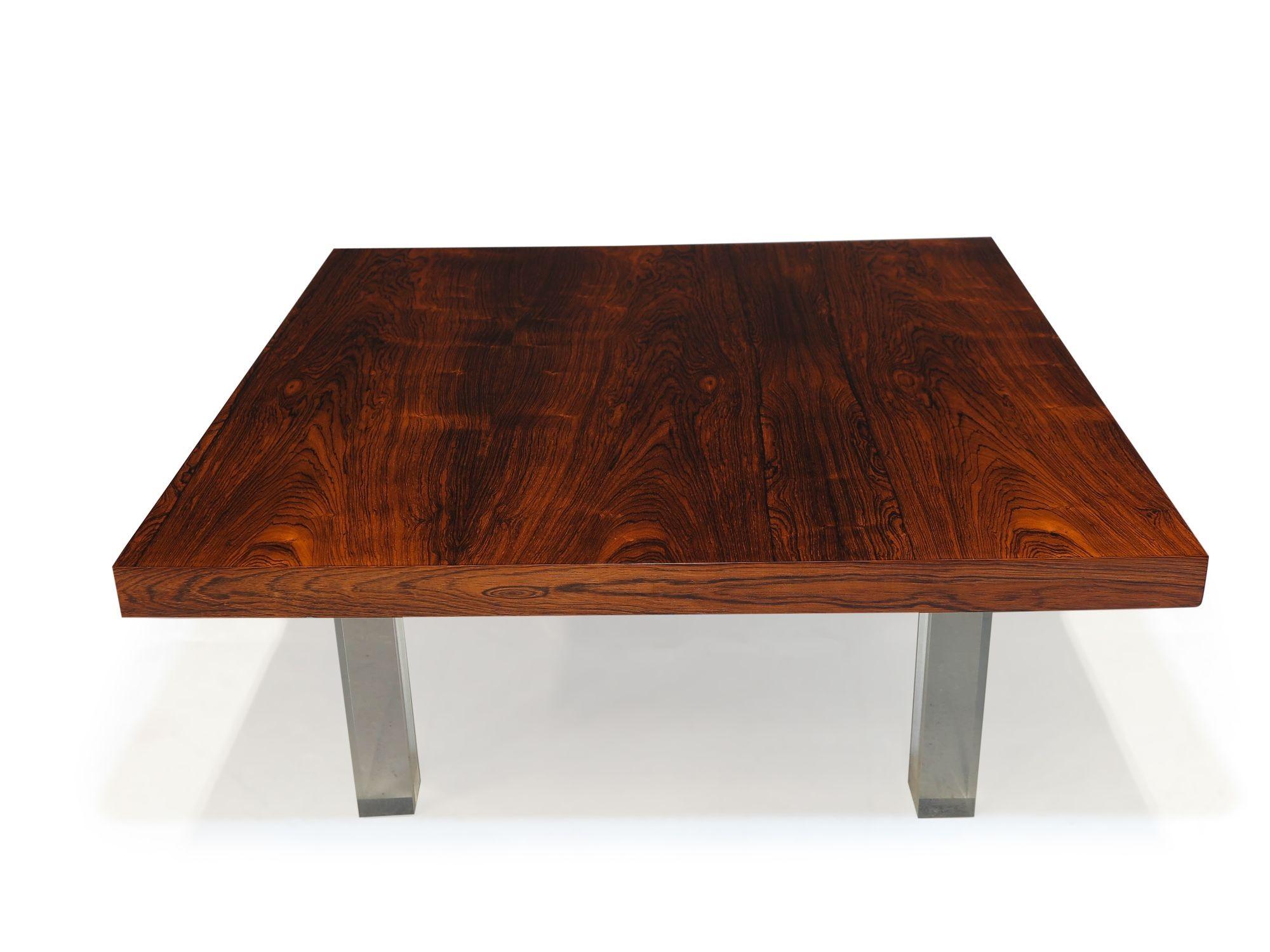 Milo Baughman Brazilian Rosewood and Lucite Coffee Table In Good Condition For Sale In Oakland, CA