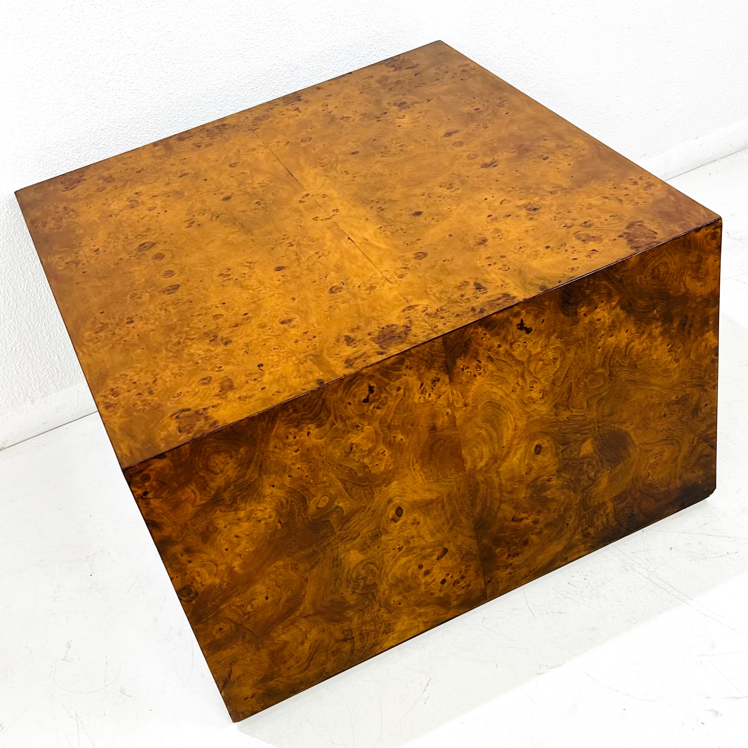 Mid-Century Modern Milo Baughman Burl Coffee / Side Table For Sale