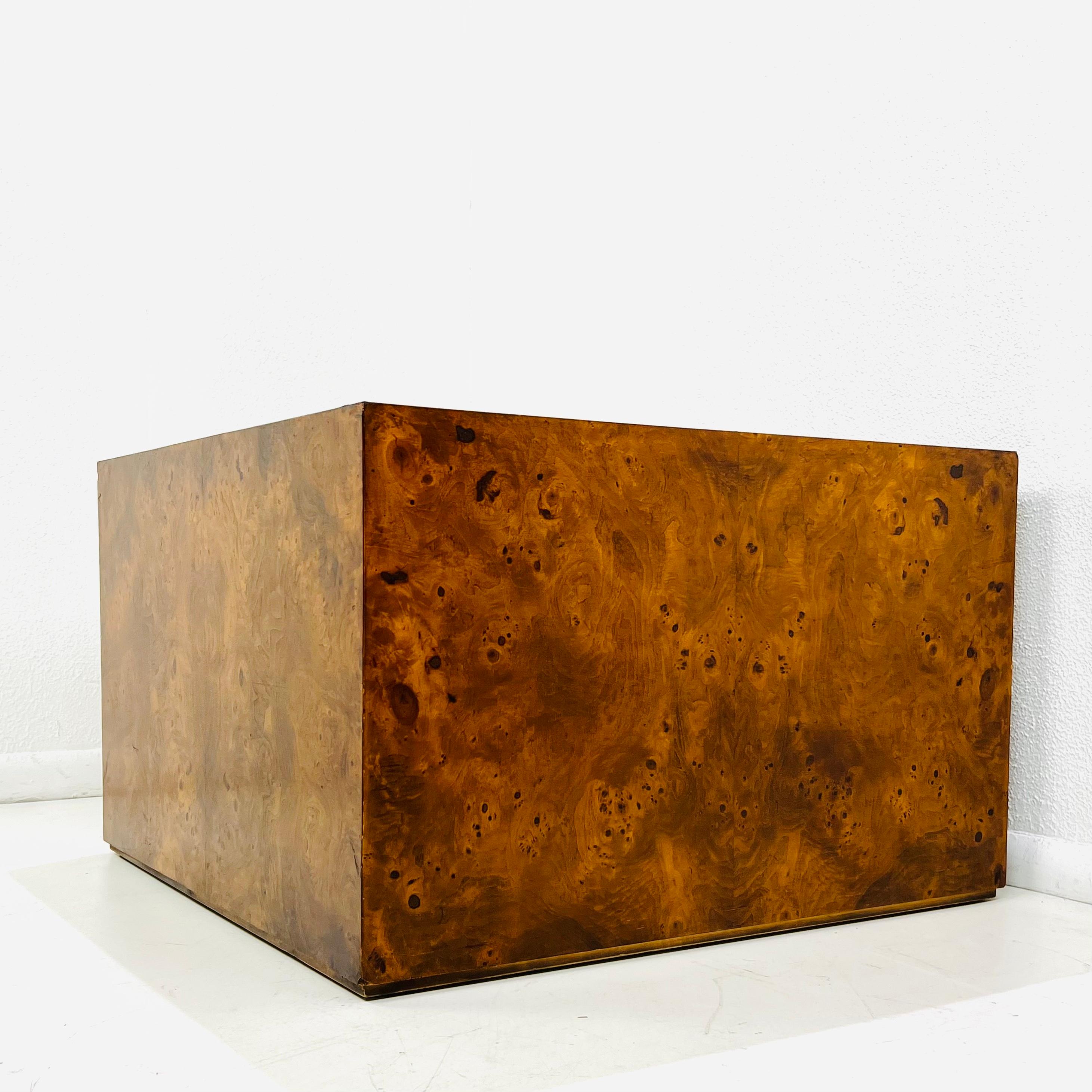 20th Century Milo Baughman Burl Coffee / Side Table For Sale