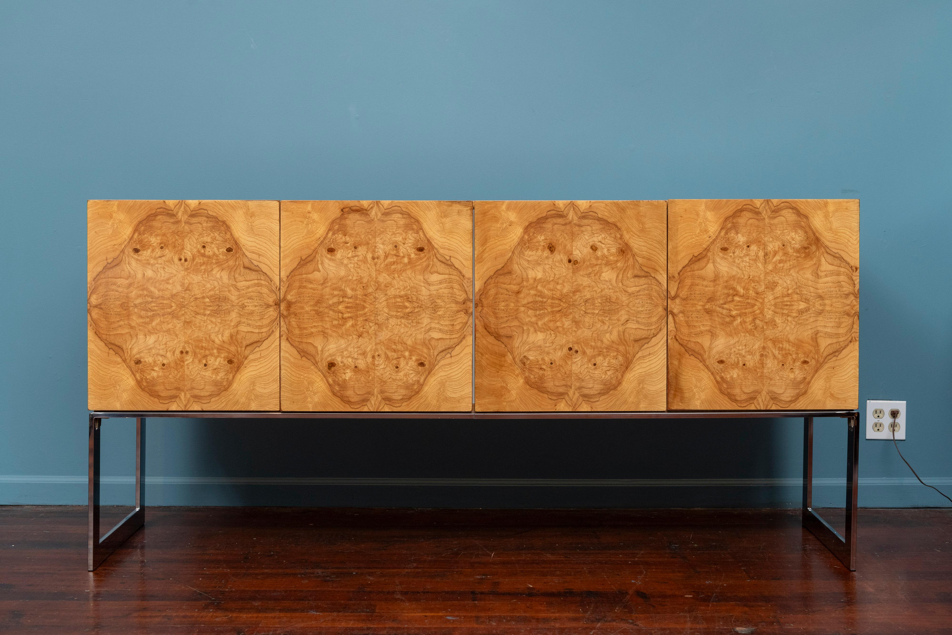Mid-Century Modern Milo Baughman Burl Credenza for Thayer Coggin