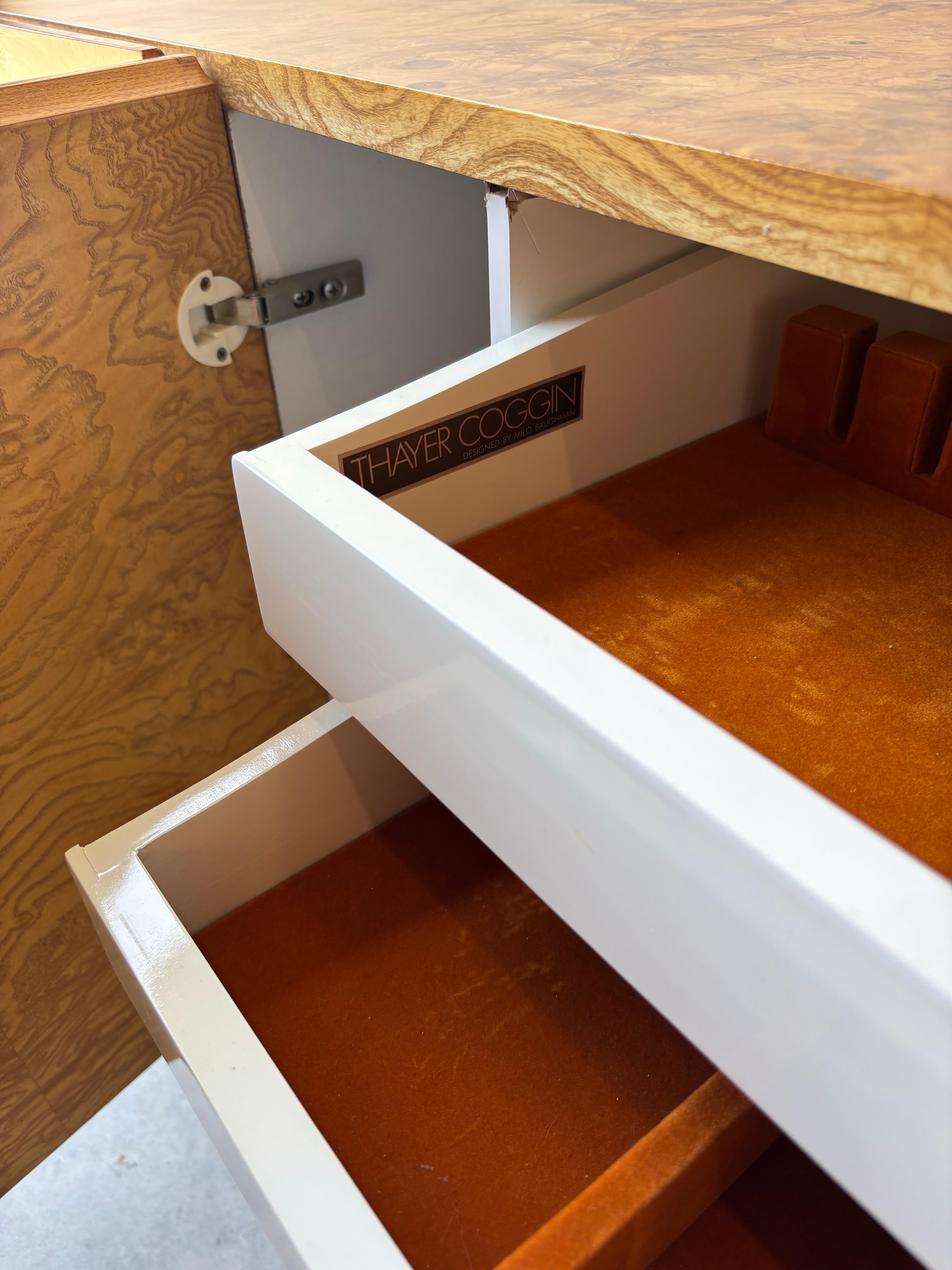 Credenza in radica di Milo Baughman, Thayer Coggin, anni '70 in vendita 5