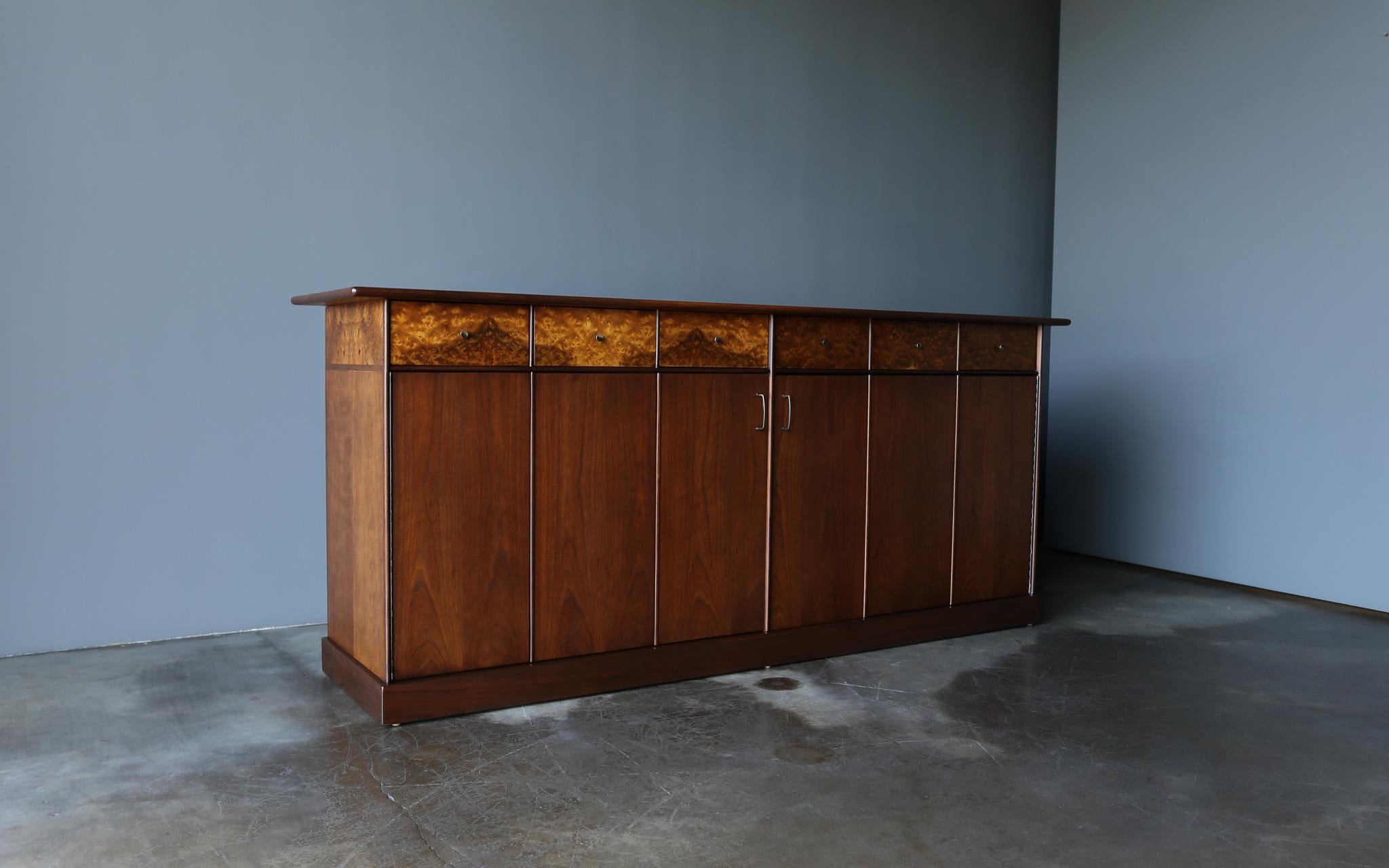Mid-Century Modern Milo Baughman Cabinet / Dresser for Directional, United States, c.1965