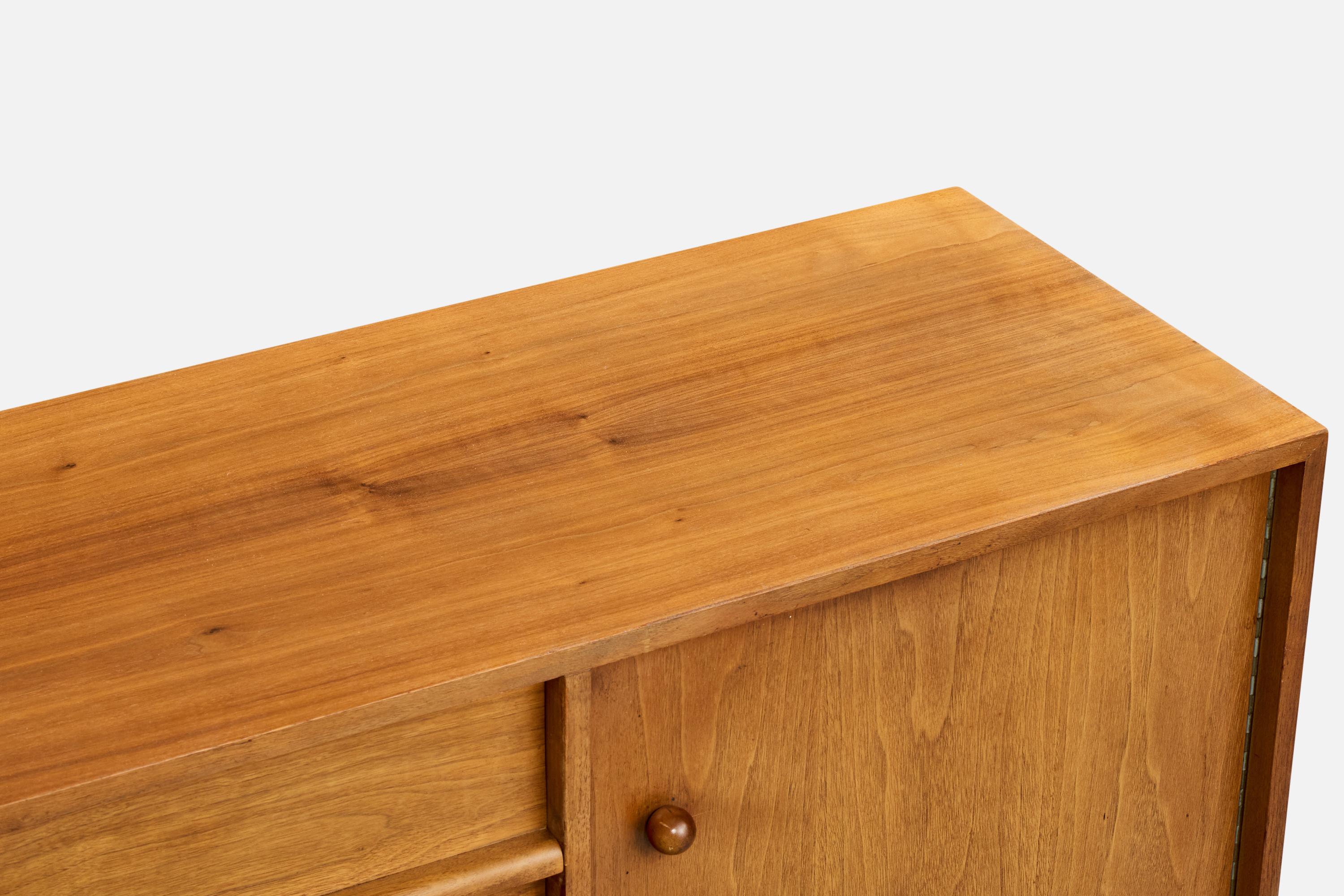 Milo Baughman, Cabinet, Walnut, USA, 1950s For Sale 1