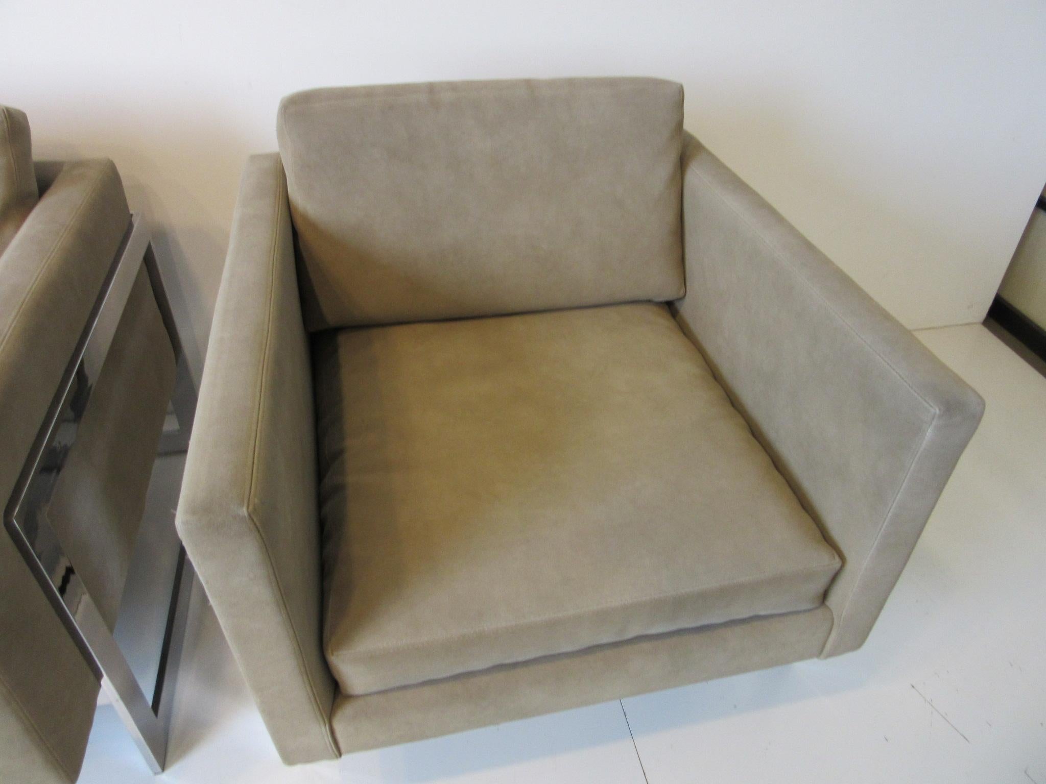 Milo Baughman Cantilever Cube Chairs for Thayer Coggin 1