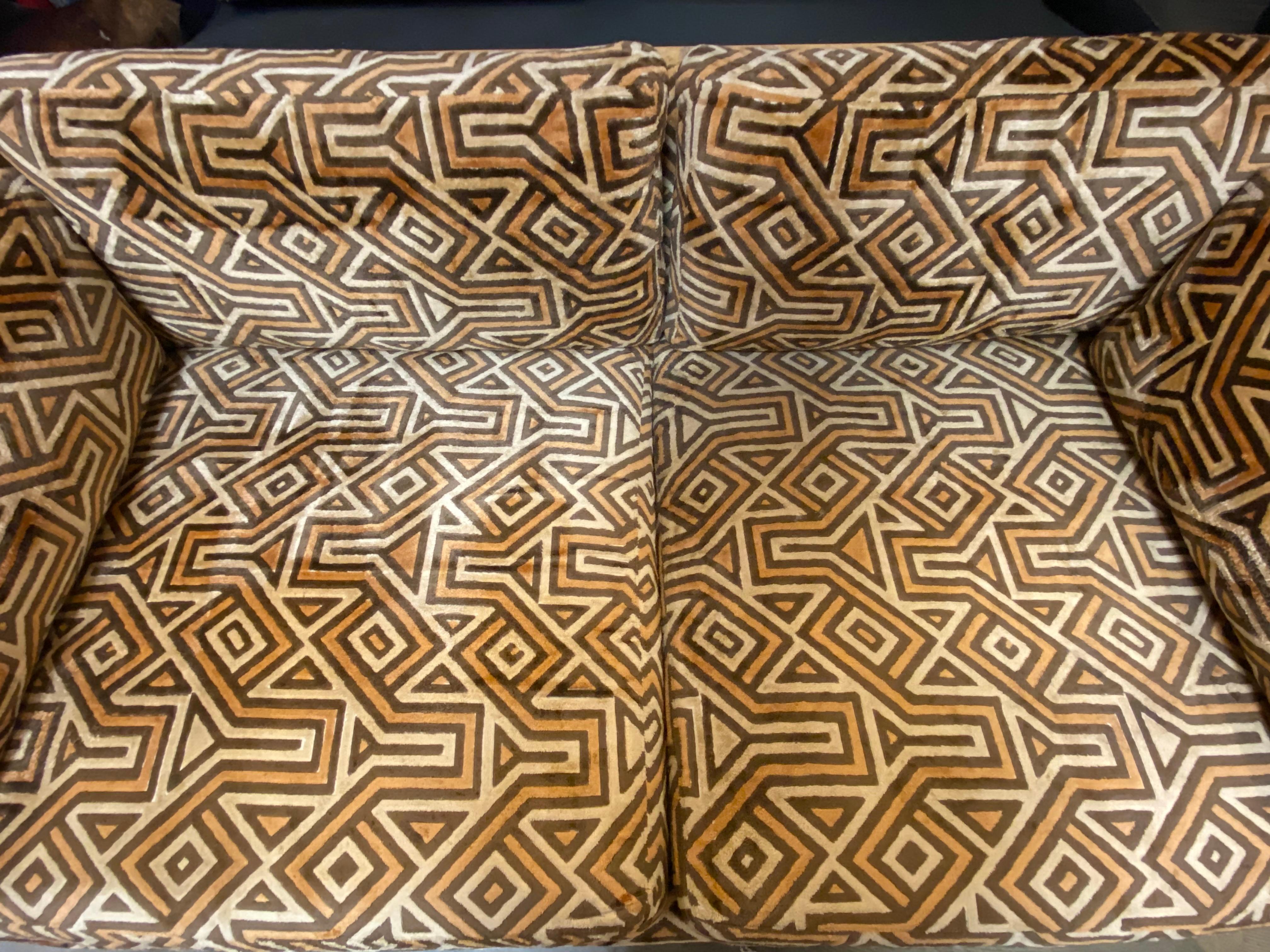 Milo Baughman Case Sofa for Thayer Coggin, Burl Wood with Original Larsen Fabric 5