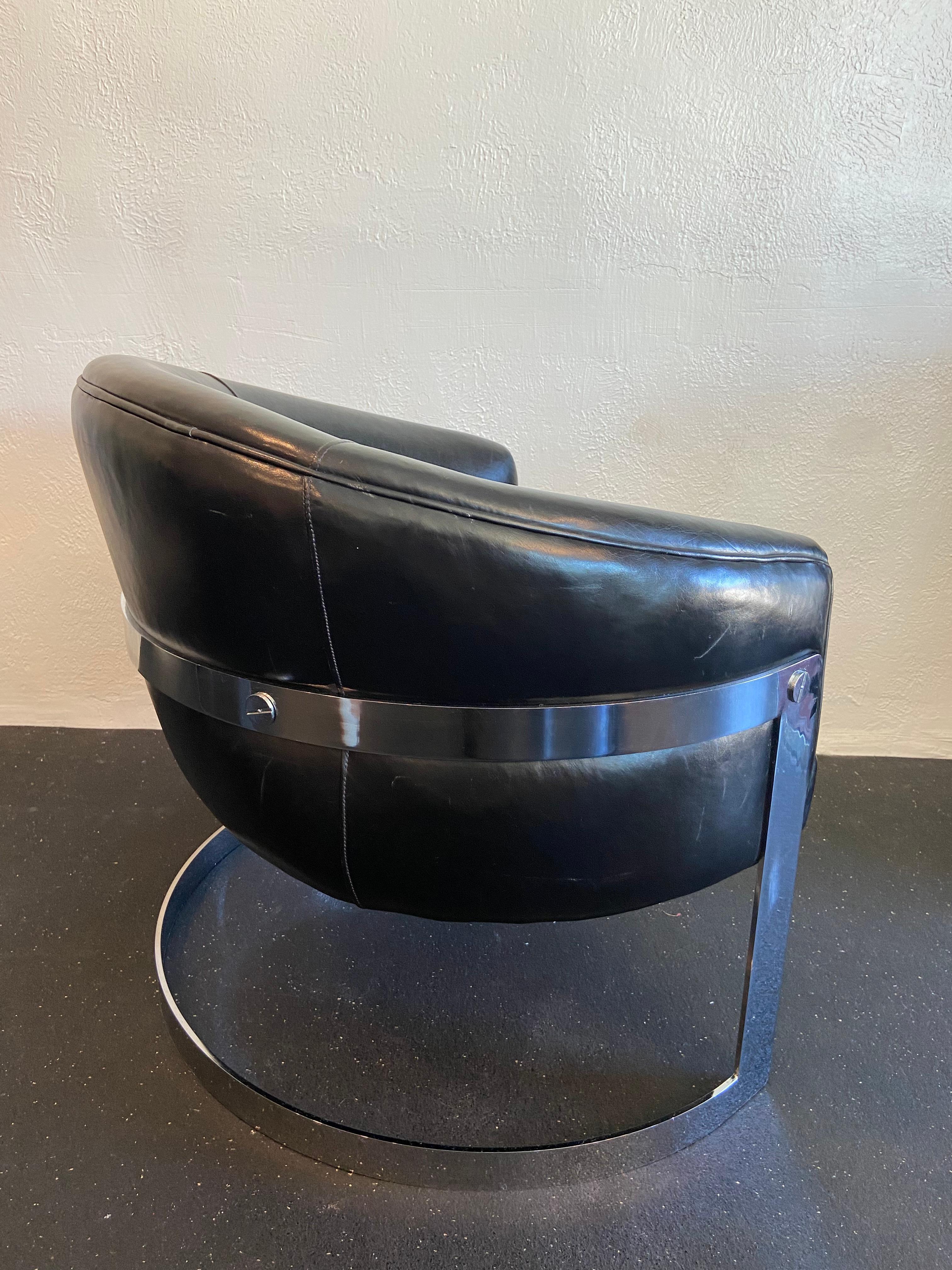Flair Milo Baughman Style Chrome Cantilever Lounge Chairs In Leather- a Pair In Good Condition For Sale In West Palm Beach, FL