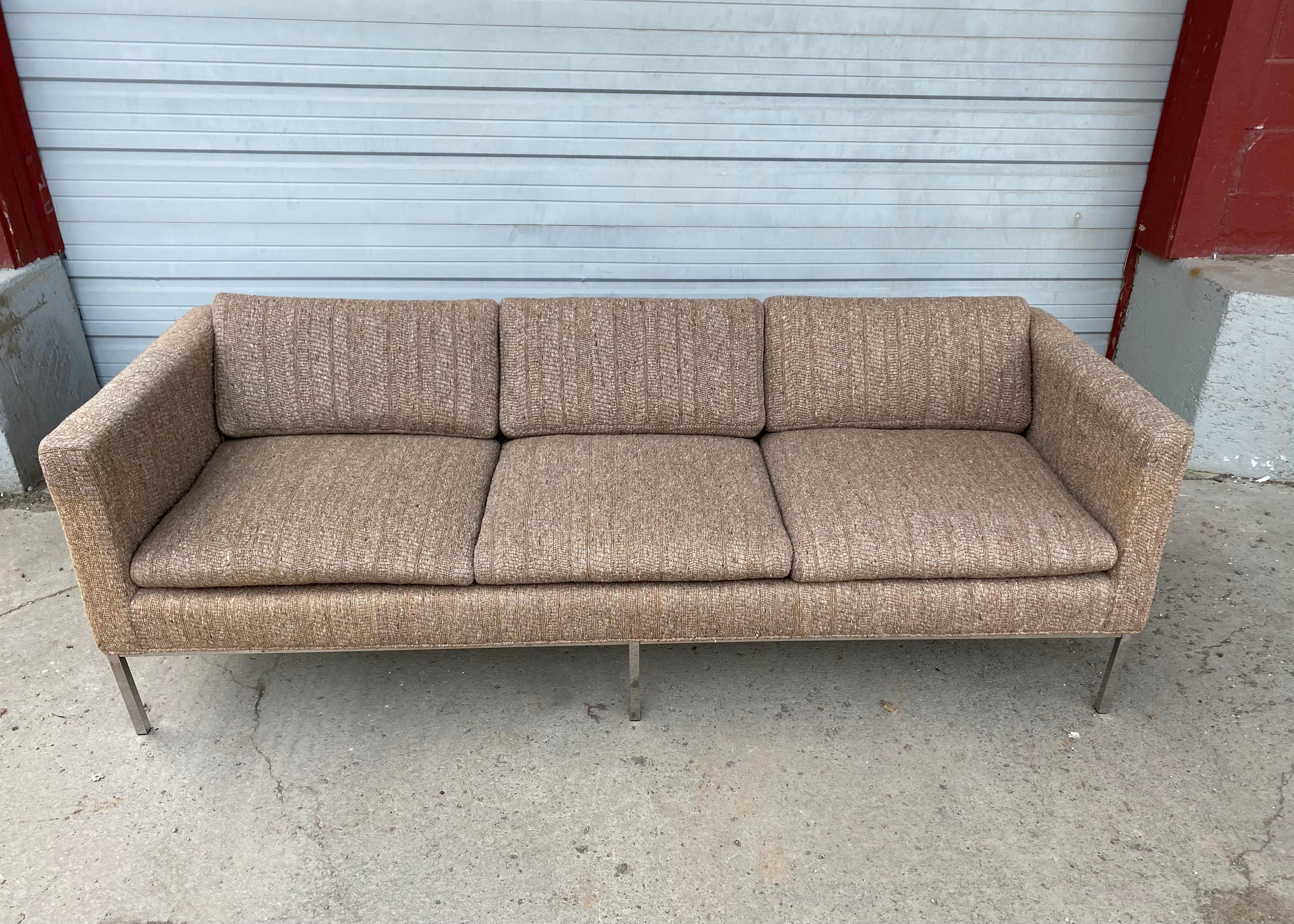Milo Baughman zugeschriebenes Chrom-Dreisitzer-Sofa, Mid-Century Modern (amerikanisch) im Angebot