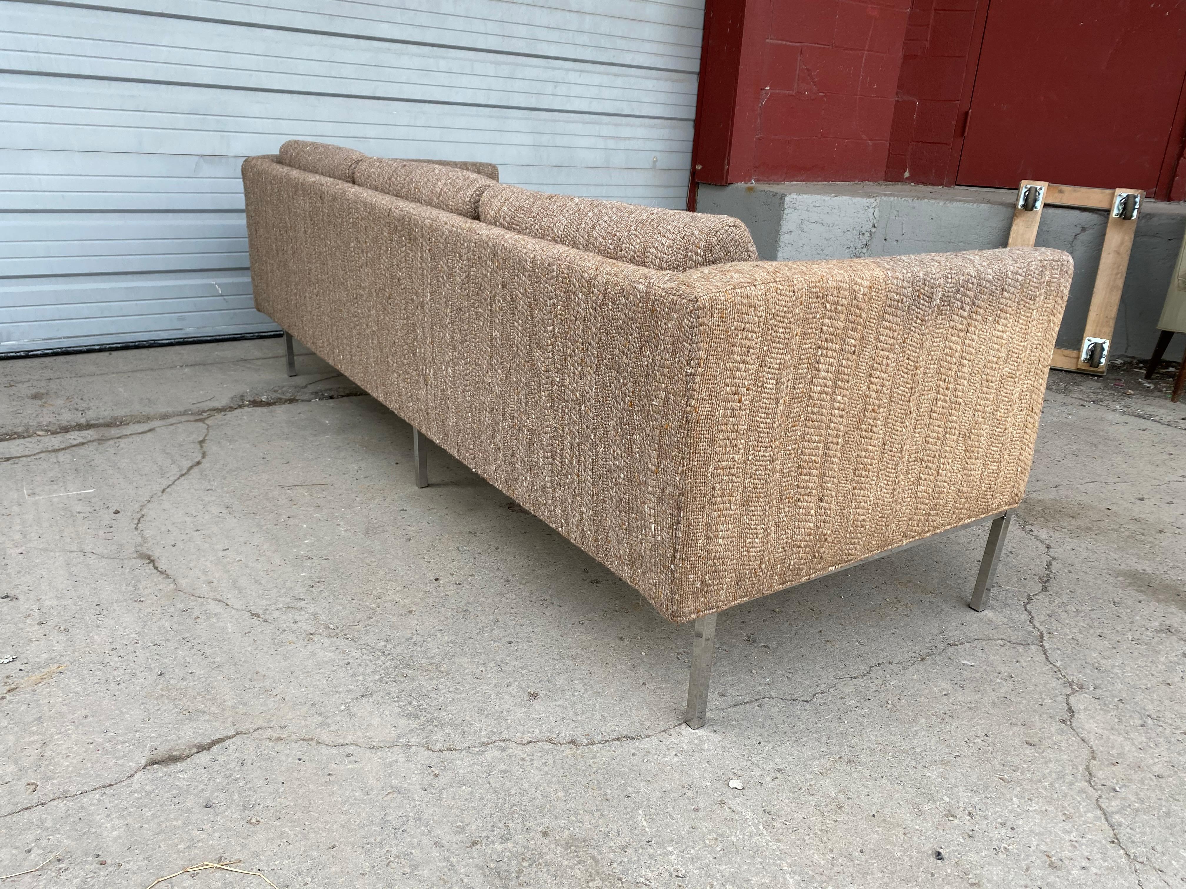 Milo Baughman zugeschriebenes Chrom-Dreisitzer-Sofa, Mid-Century Modern (Stahl) im Angebot