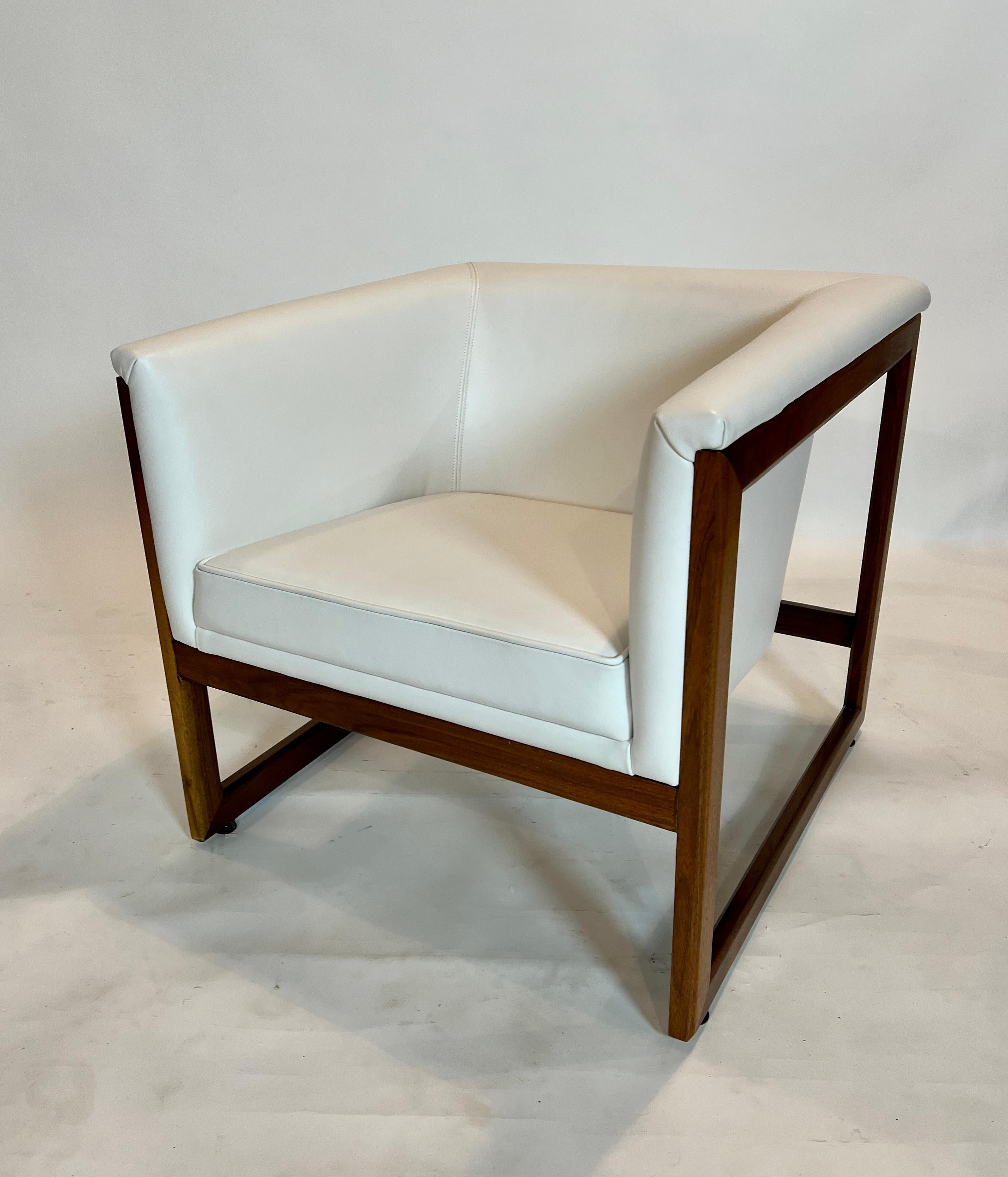 Milo Baughman Cube Chair For Sale 4