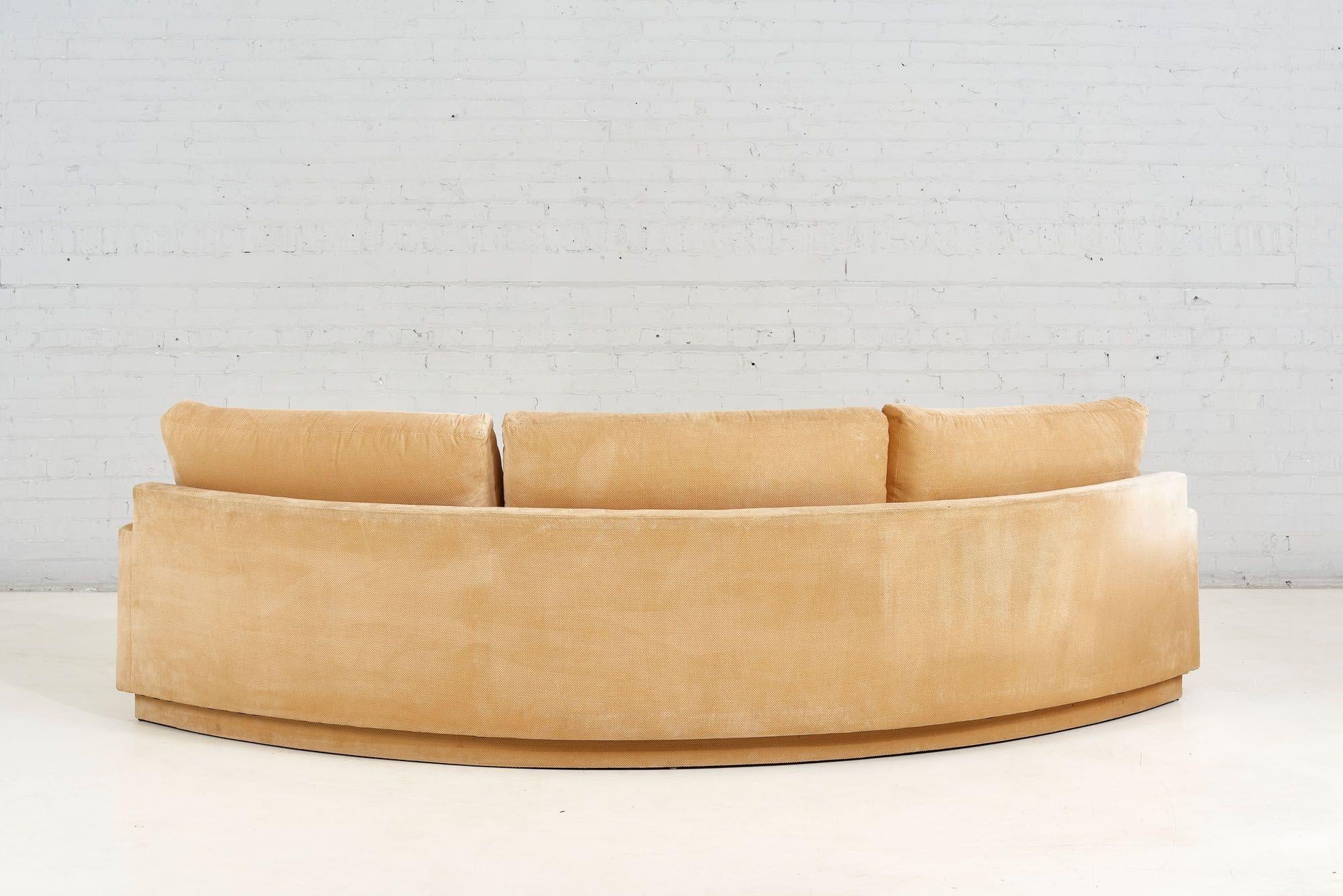 Milo Baughman Curved Sofa, 1970 1