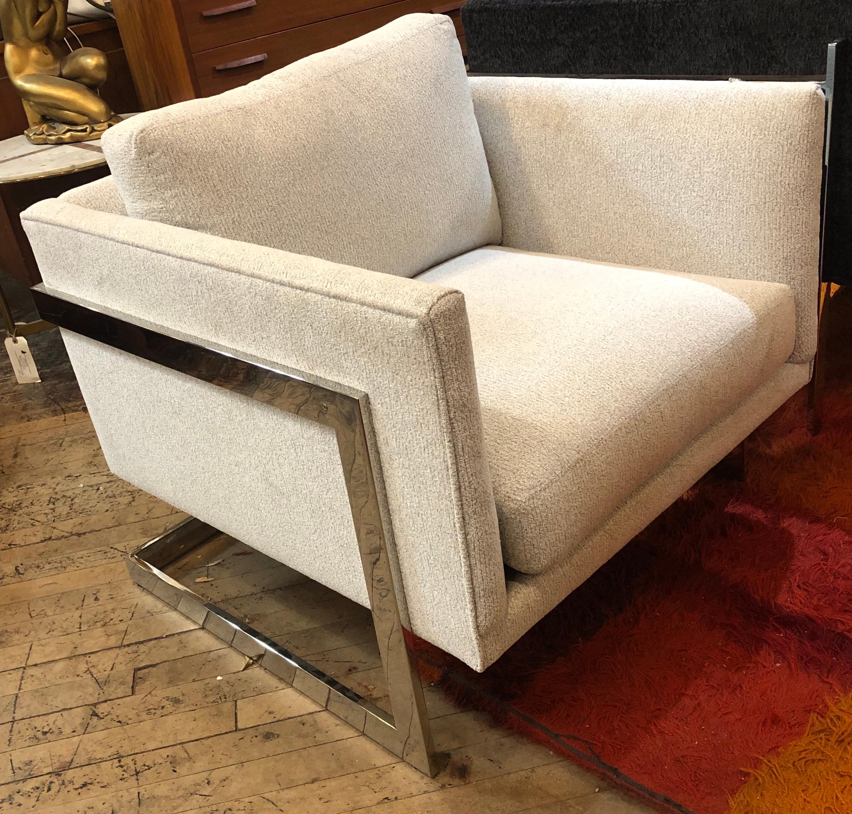 20th Century Milo Baughman Designed Design Classic 989 Lounge Chair  For Sale