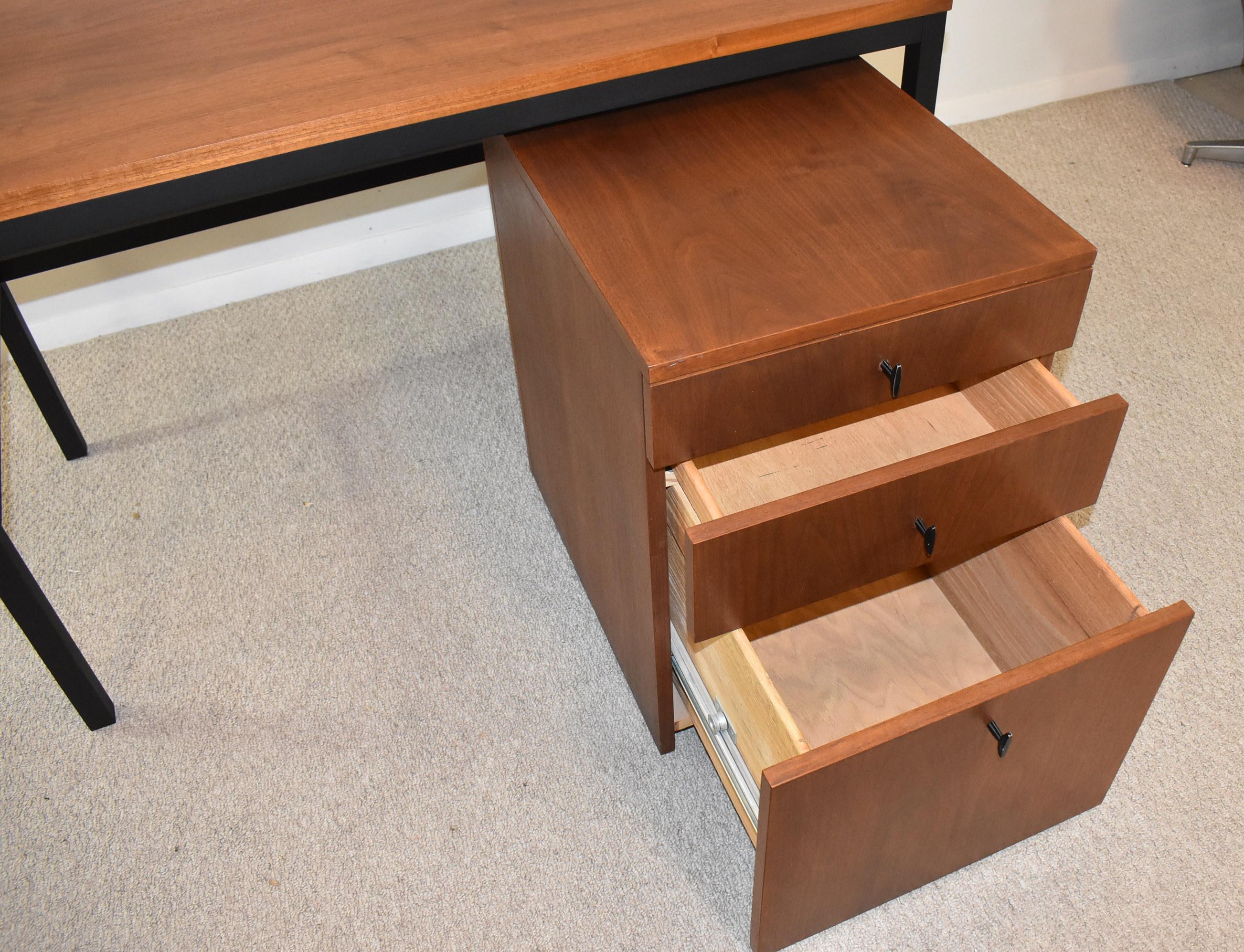 Milo Baughman Desk for Directional Furniture In Good Condition For Sale In Toledo, OH