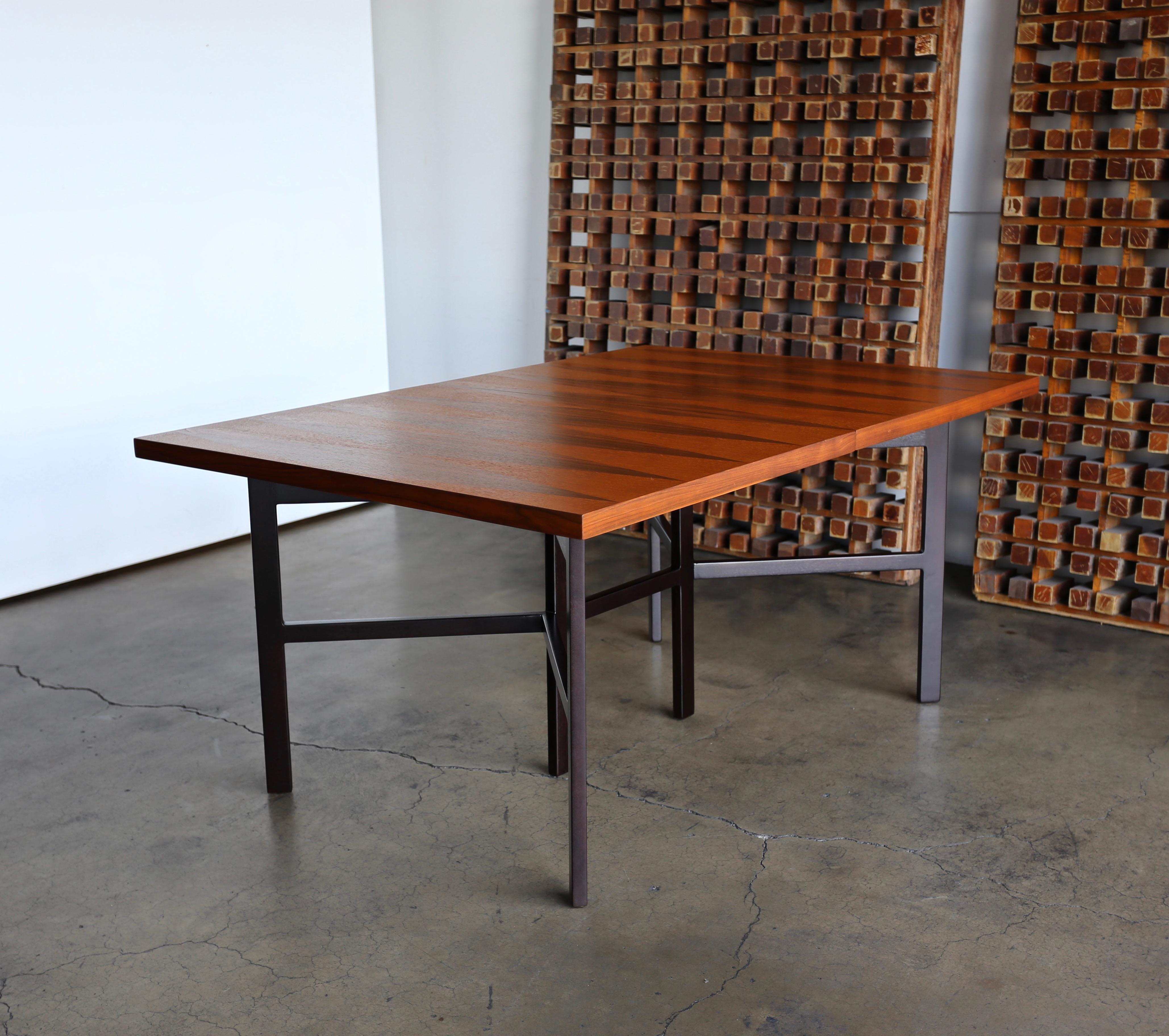 Milo Baughman Dining Table for Directional Furniture, circa 1960 11