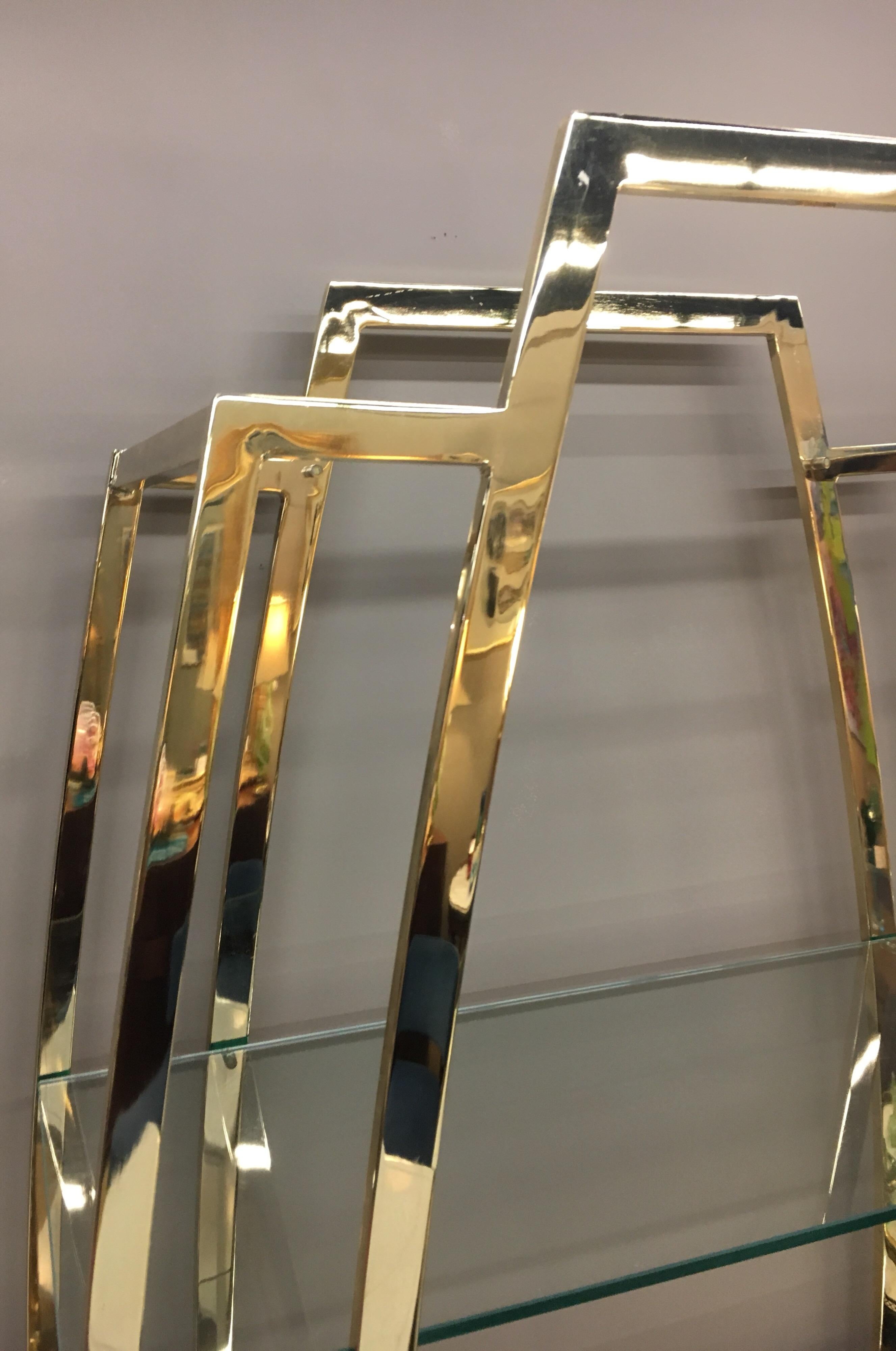 American Milo Baughman Étagère Polished Brass and Glass Shelves Shelving Unit