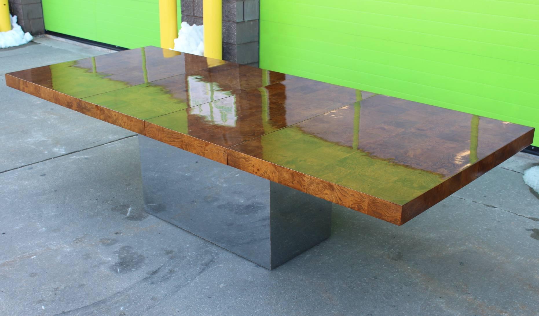 Milo Baughman Extendable Dining Table of Burl Wood Tiles on Chrome Base In Good Condition In New York, NY