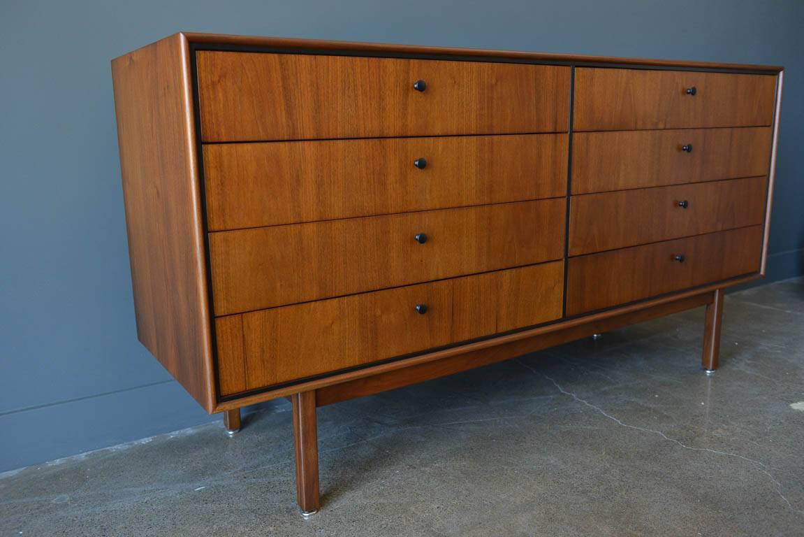 American Jack Cartwright for Founders Eight-Drawer Walnut Dresser, circa 1960