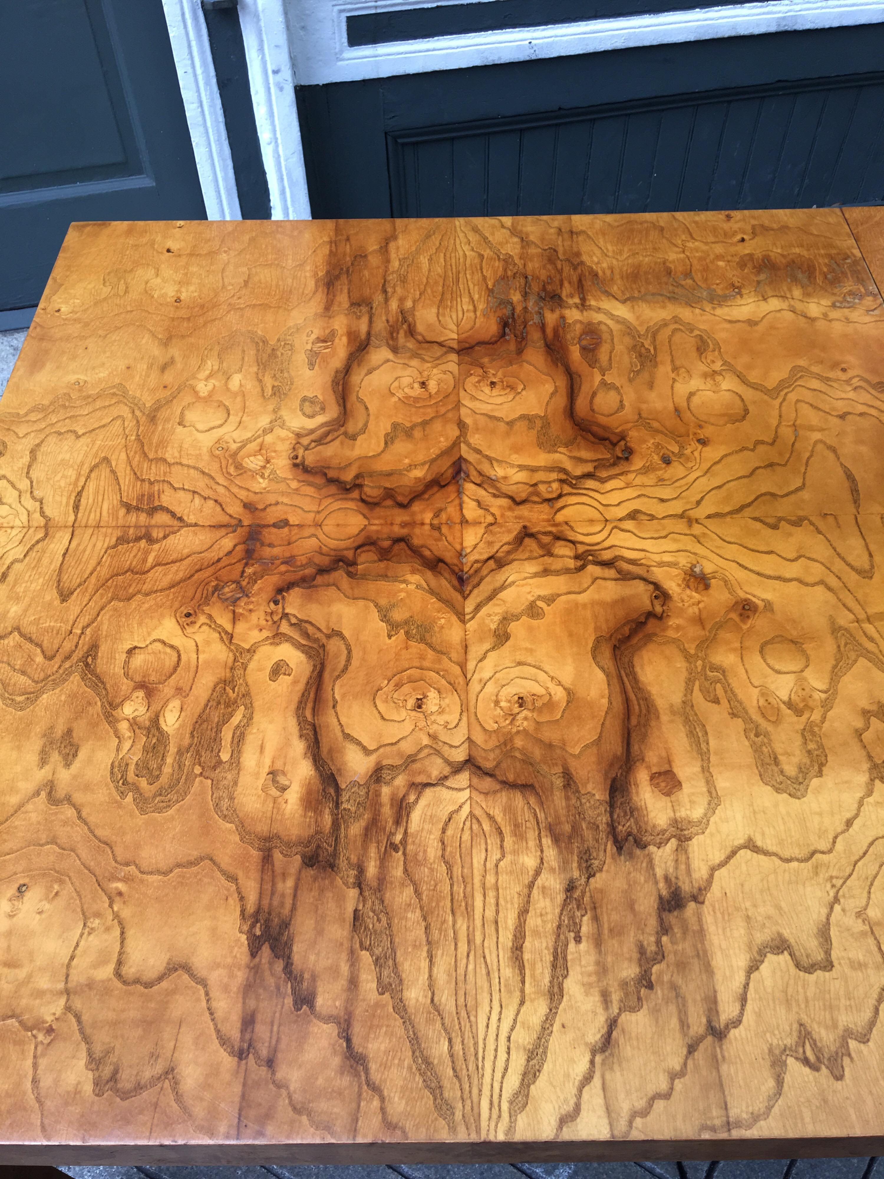 Milo Baughman for Directional Burled Wood Table with 1 Leaf! In Good Condition In Philadelphia, PA