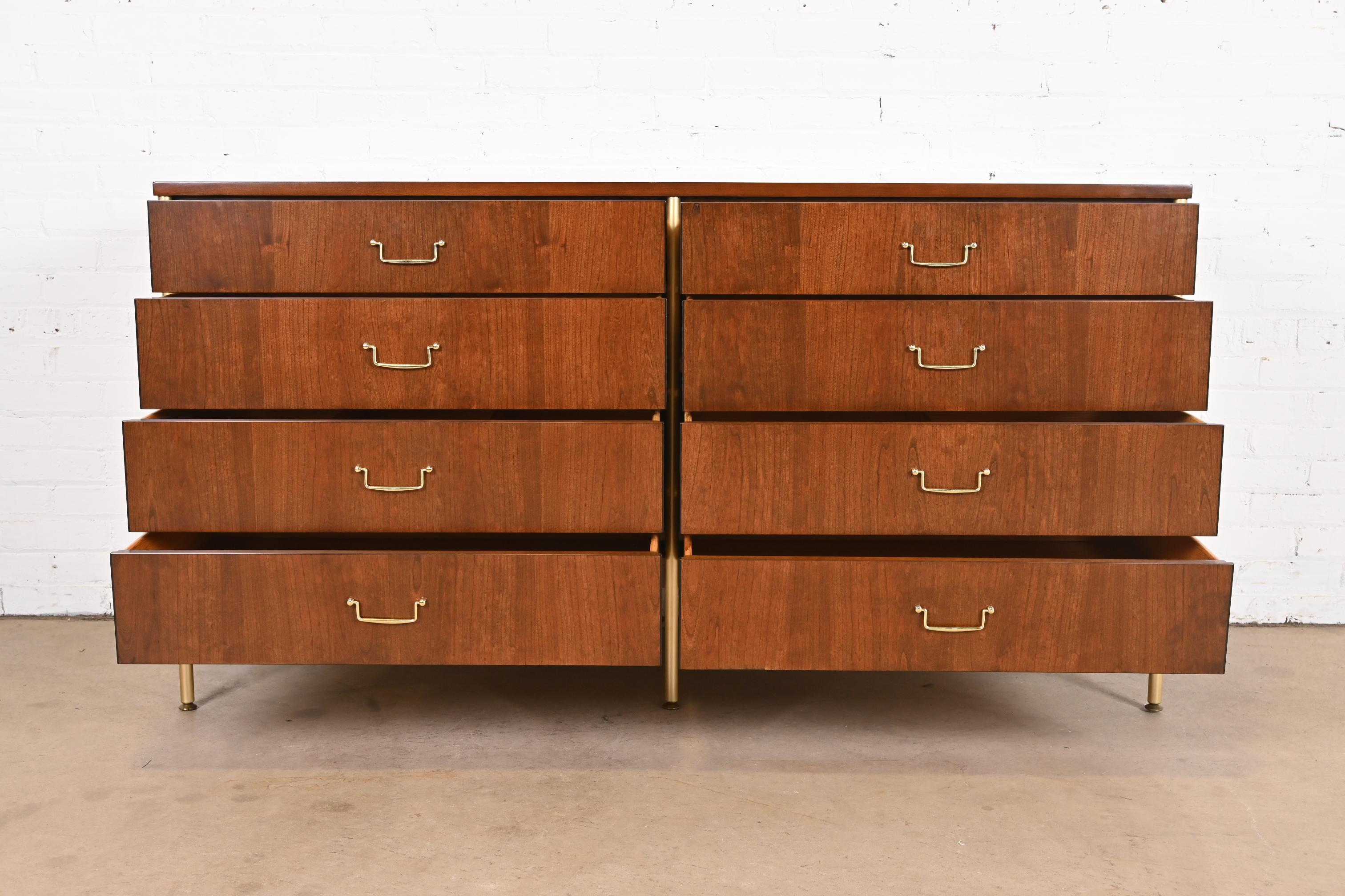 Milo Baughman for Directional Cherry and Brass Double Dresser, Newly Refinished For Sale 2