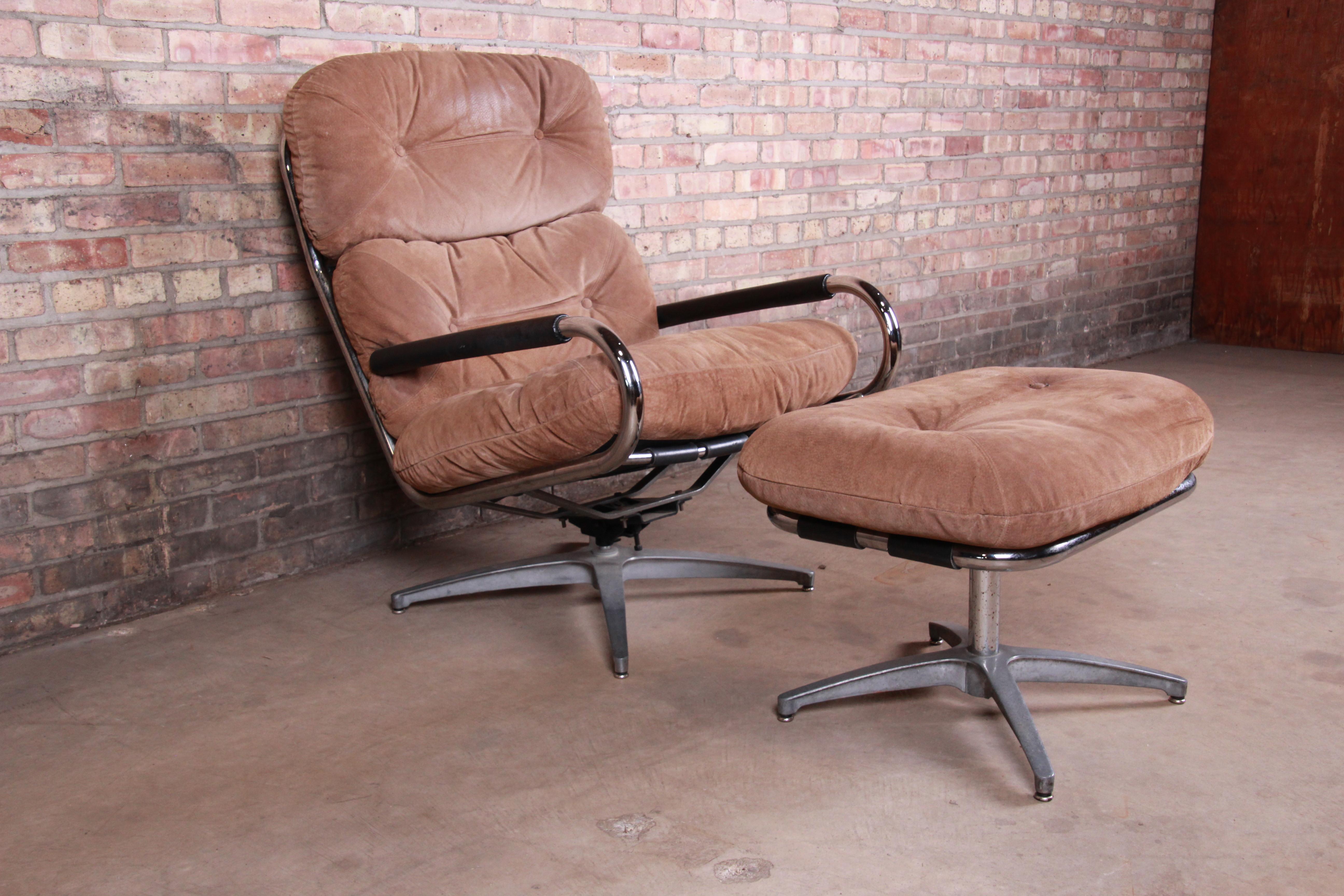 A gorgeous Mid-Century Modern swivel lounge chair and ottoman

Designed for Directional

USA, circa 1981

Chrome frame, with leather straps and armrests and tufted suede upholstery.

Measures: 26.5
