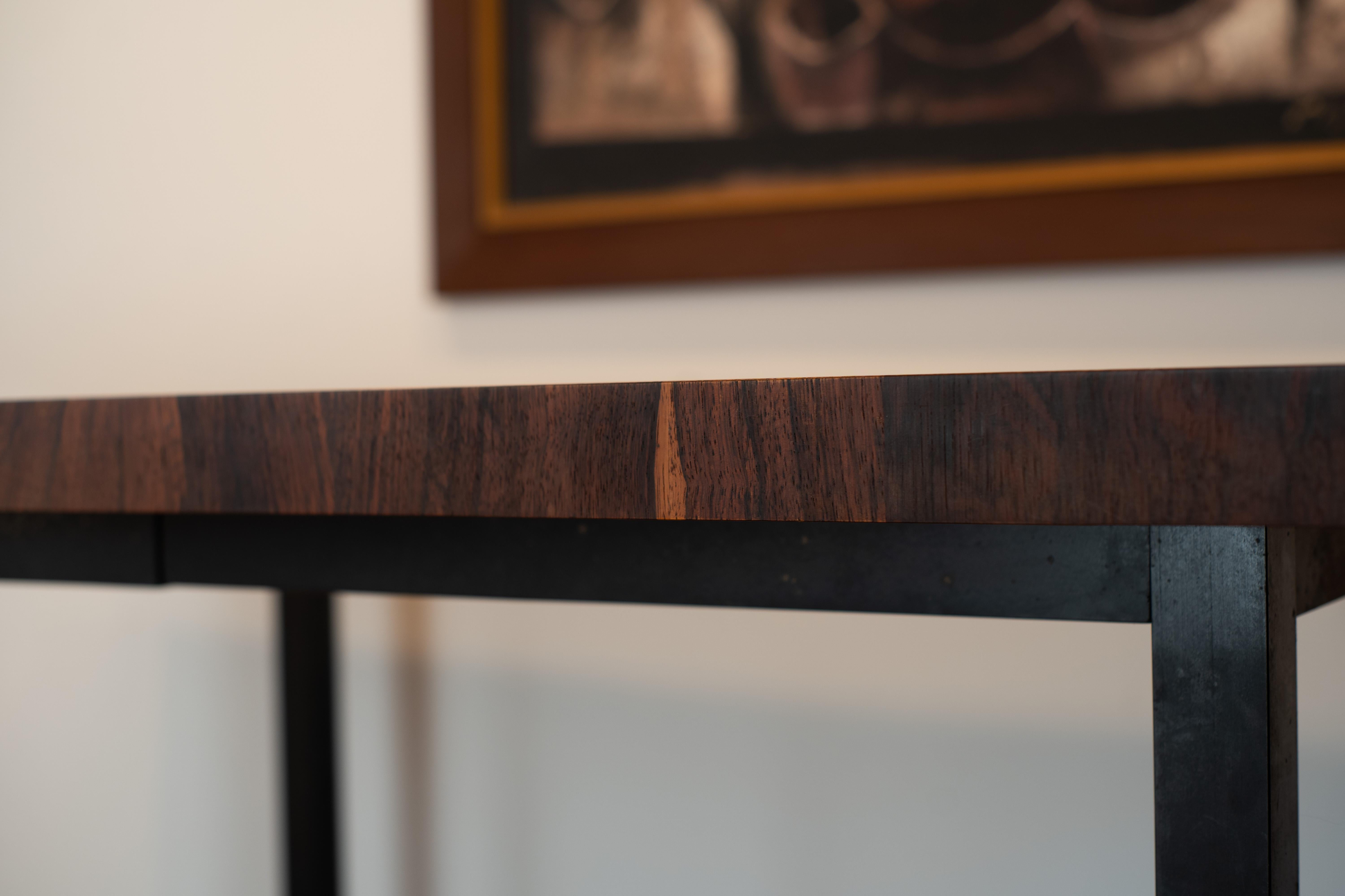 Mesa de comedor Milo Baughman para Directional en nogal, palisandro y fresno con 2 tableros en venta 1