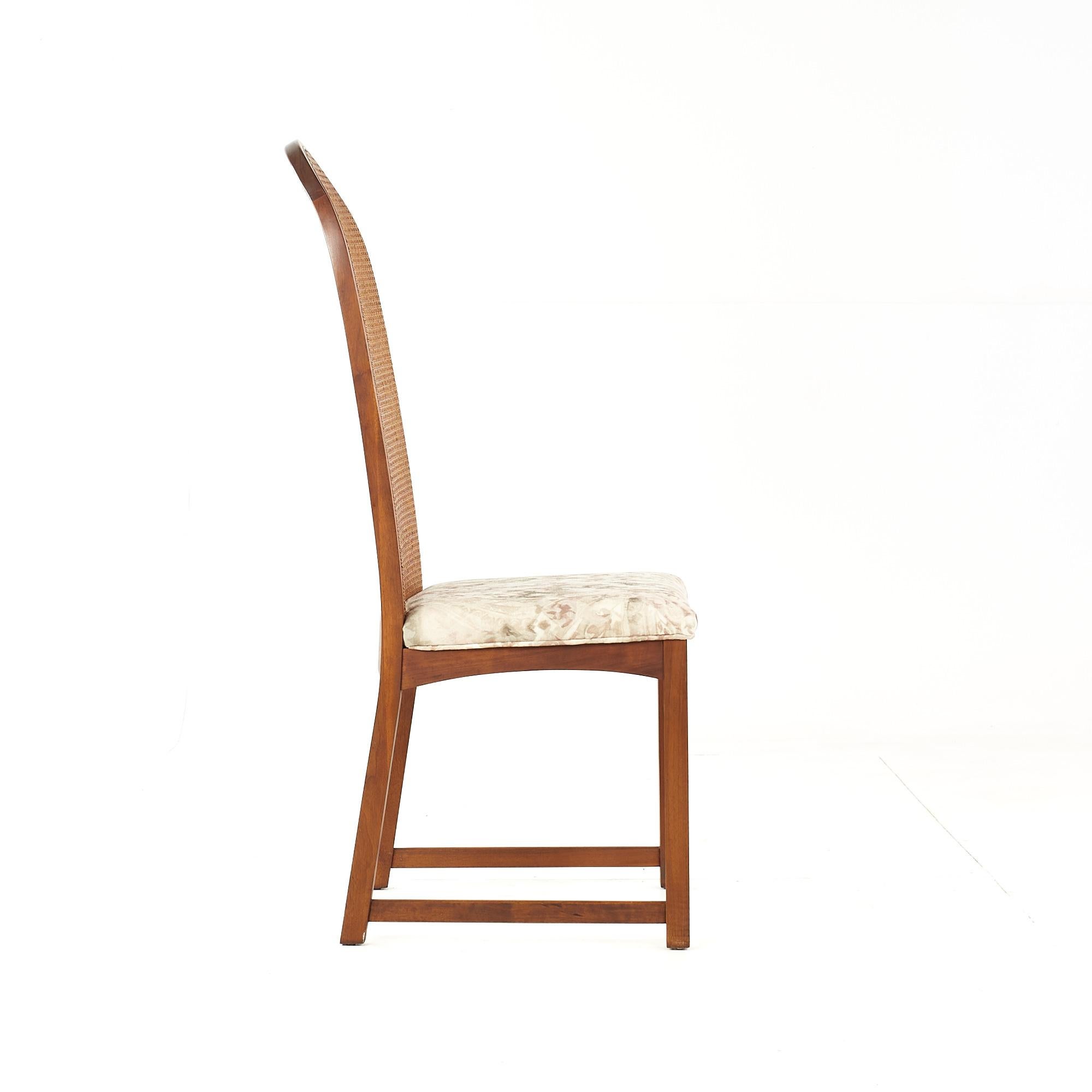 Milo Baughman für Directional MCM Esszimmerstühle aus Nussbaumholz mit Rohrrücken – 6er-Set (Polster) im Angebot