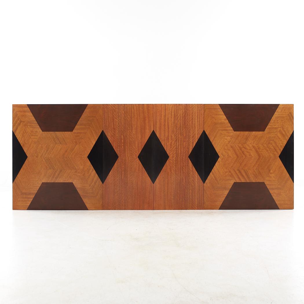 Milo Baughman for Directional Mid Century Inlaid Dining Table with 2 Leaves For Sale 5