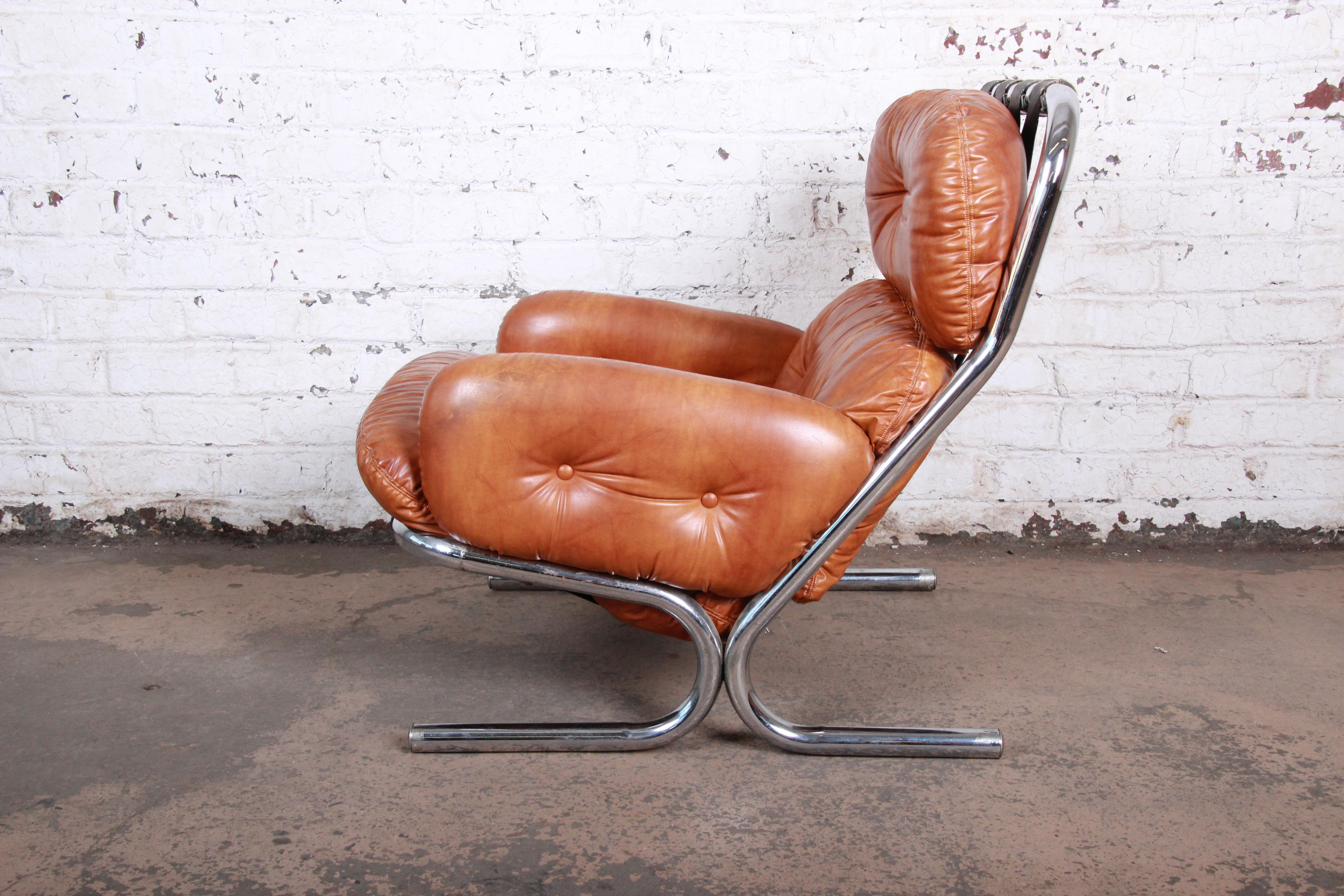 Directional Mid-Century Modern Lounge Chair and Ottoman, circa 1979 1