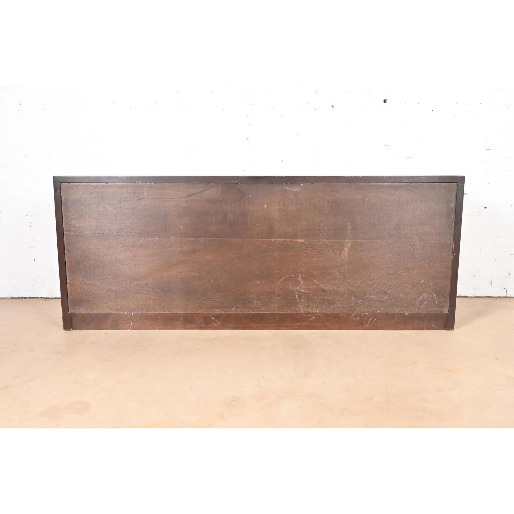 Milo Baughman for Directional Mid-Century Modern Rosewood and Walnut Sideboard 6