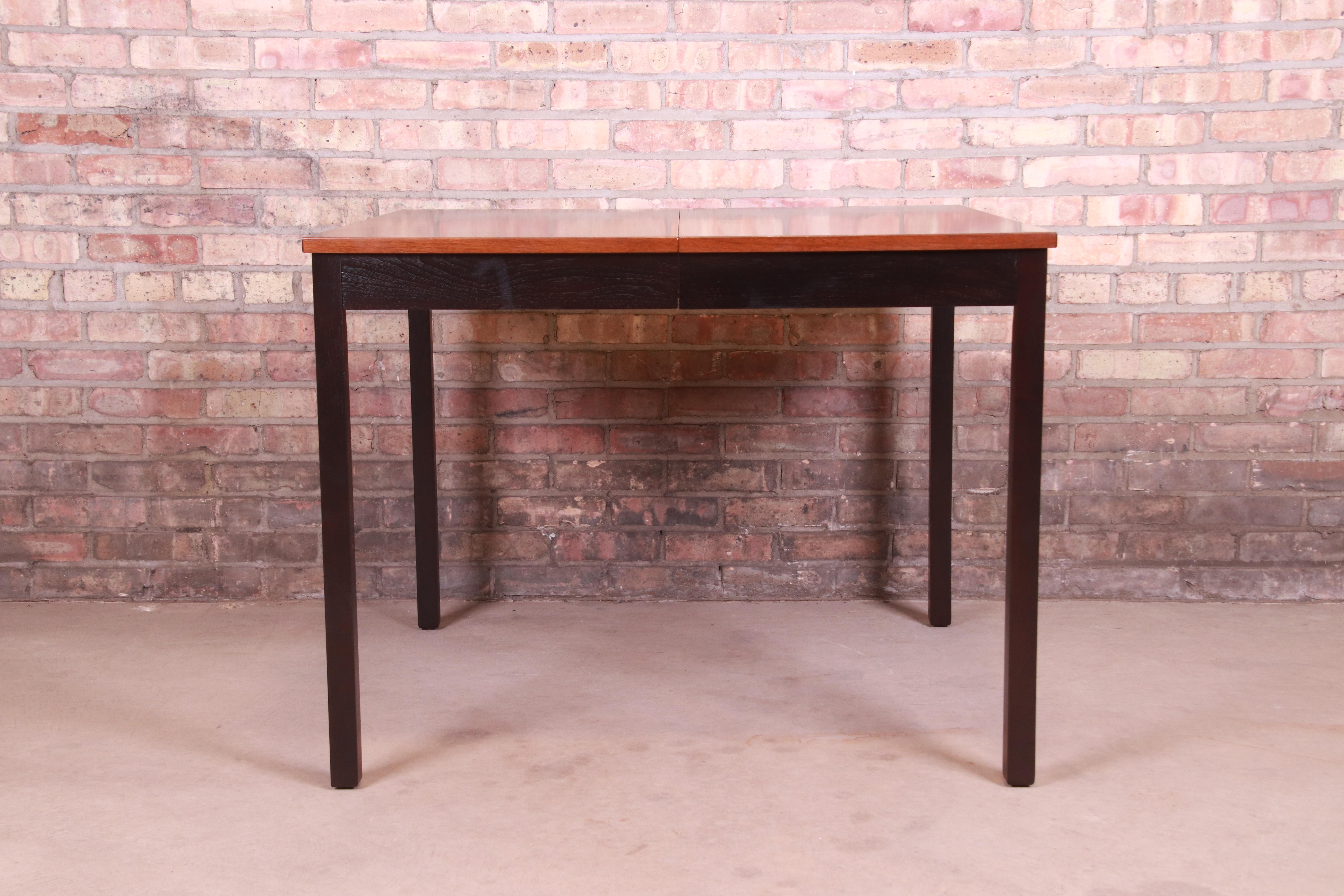 Milo Baughman for Directional Mid-Century Modern Walnut Dining Table, Refinished For Sale 5