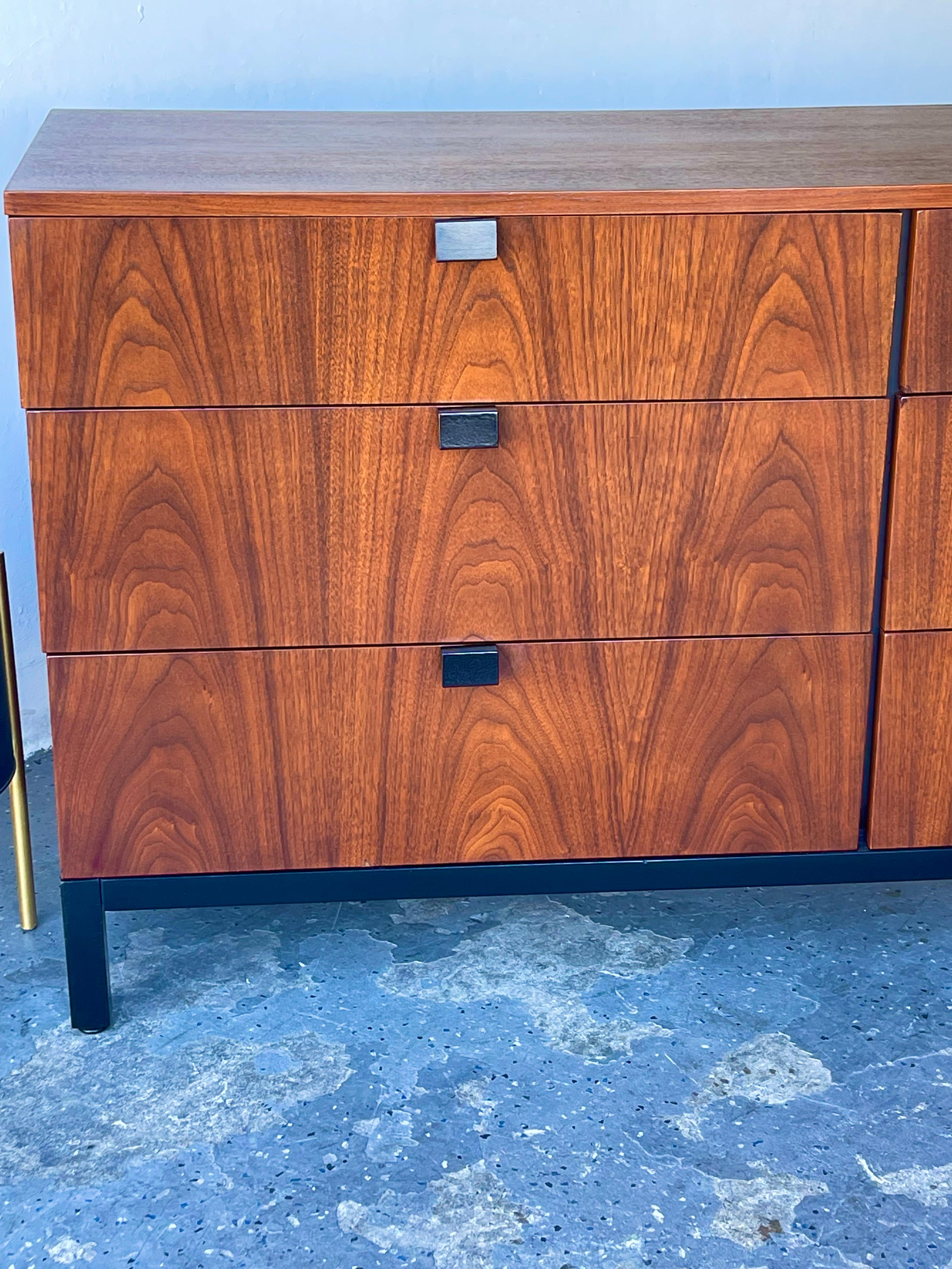 Mid-Century Modern Milo Baughman for Directional Mid Century Modern Walnut Dresser