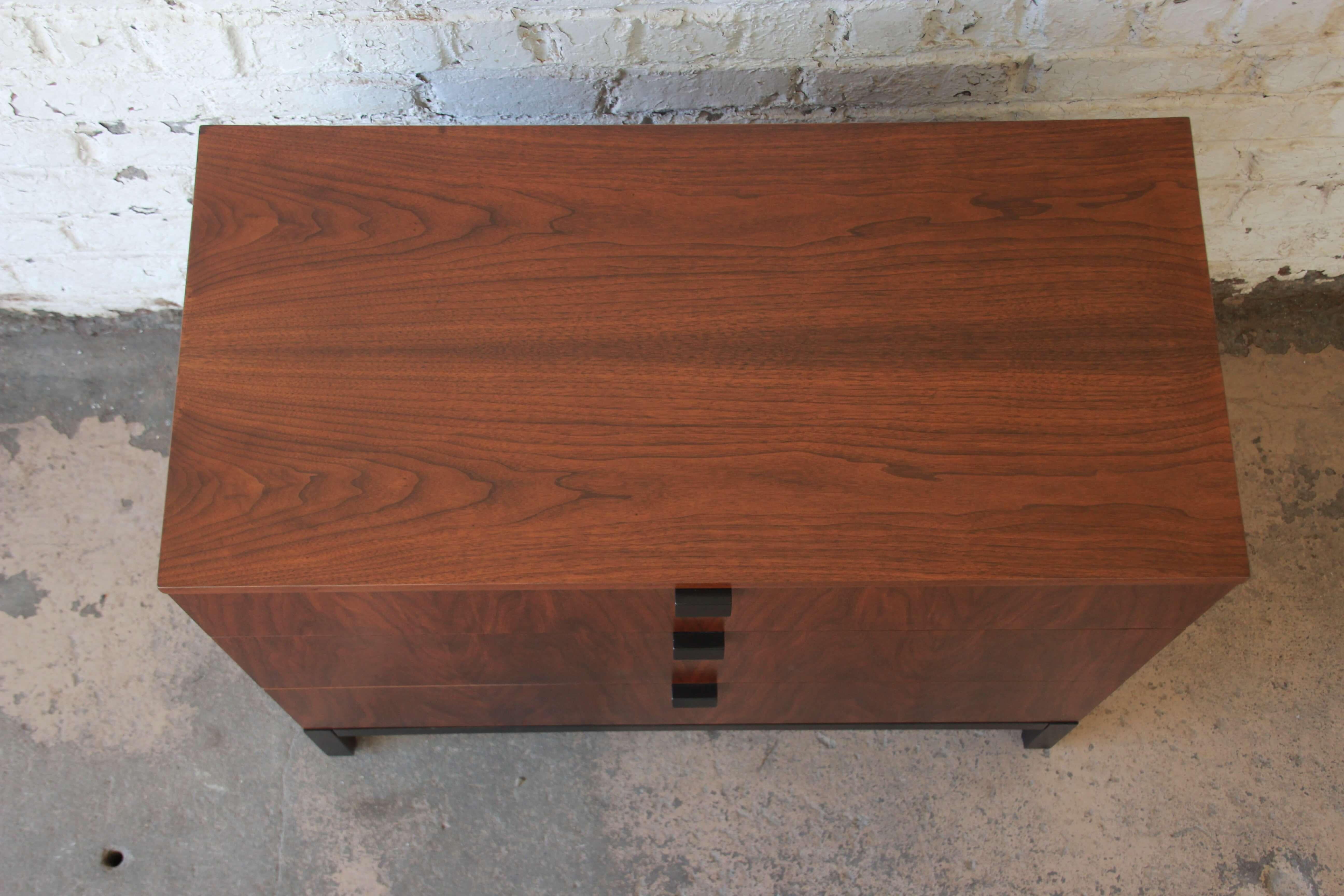 Milo Baughman for Directional Three-Drawer Bachelor Chest 3