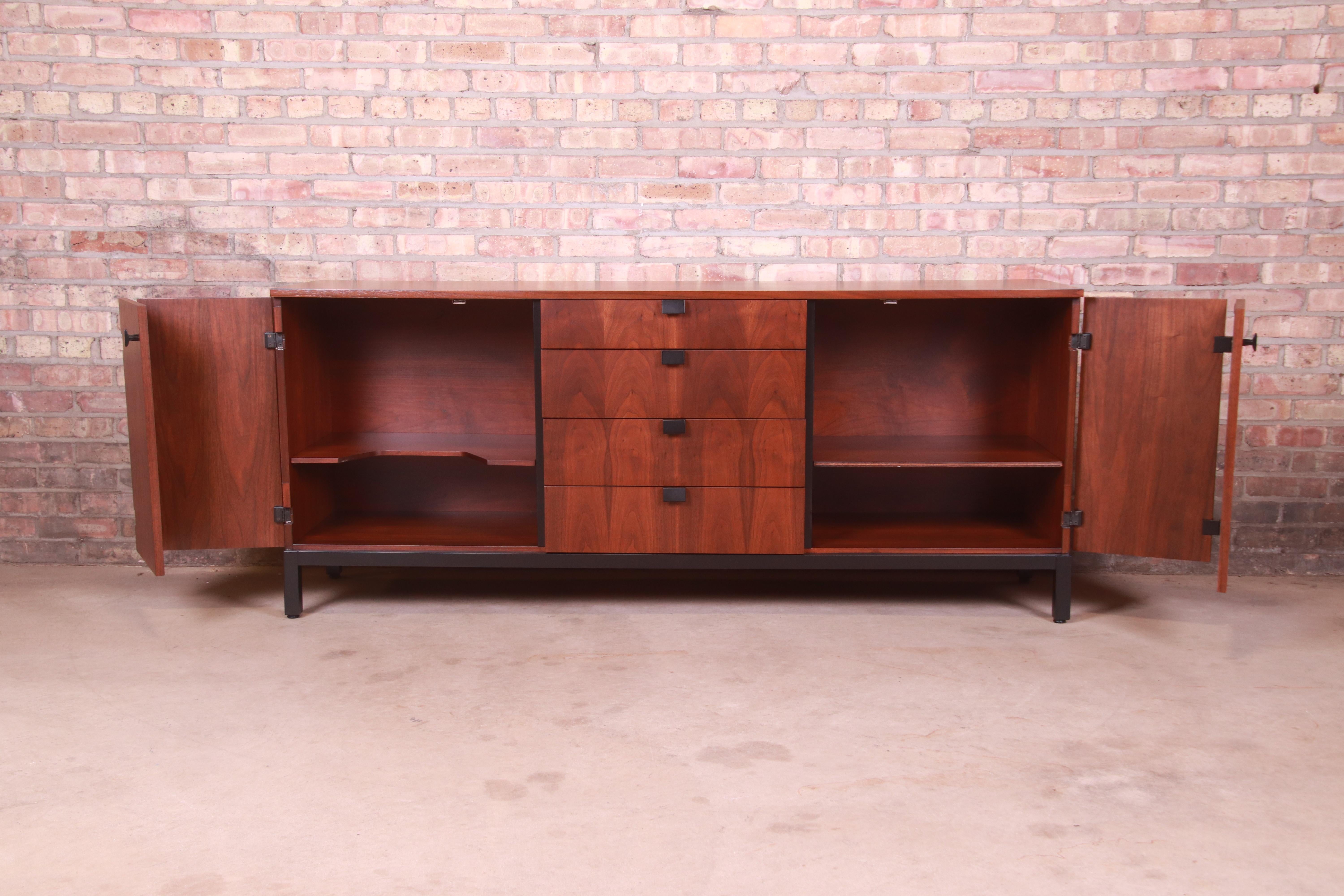 Milo Baughman for Directional Walnut and Ebonized Sideboard Credenza, Refinished 8