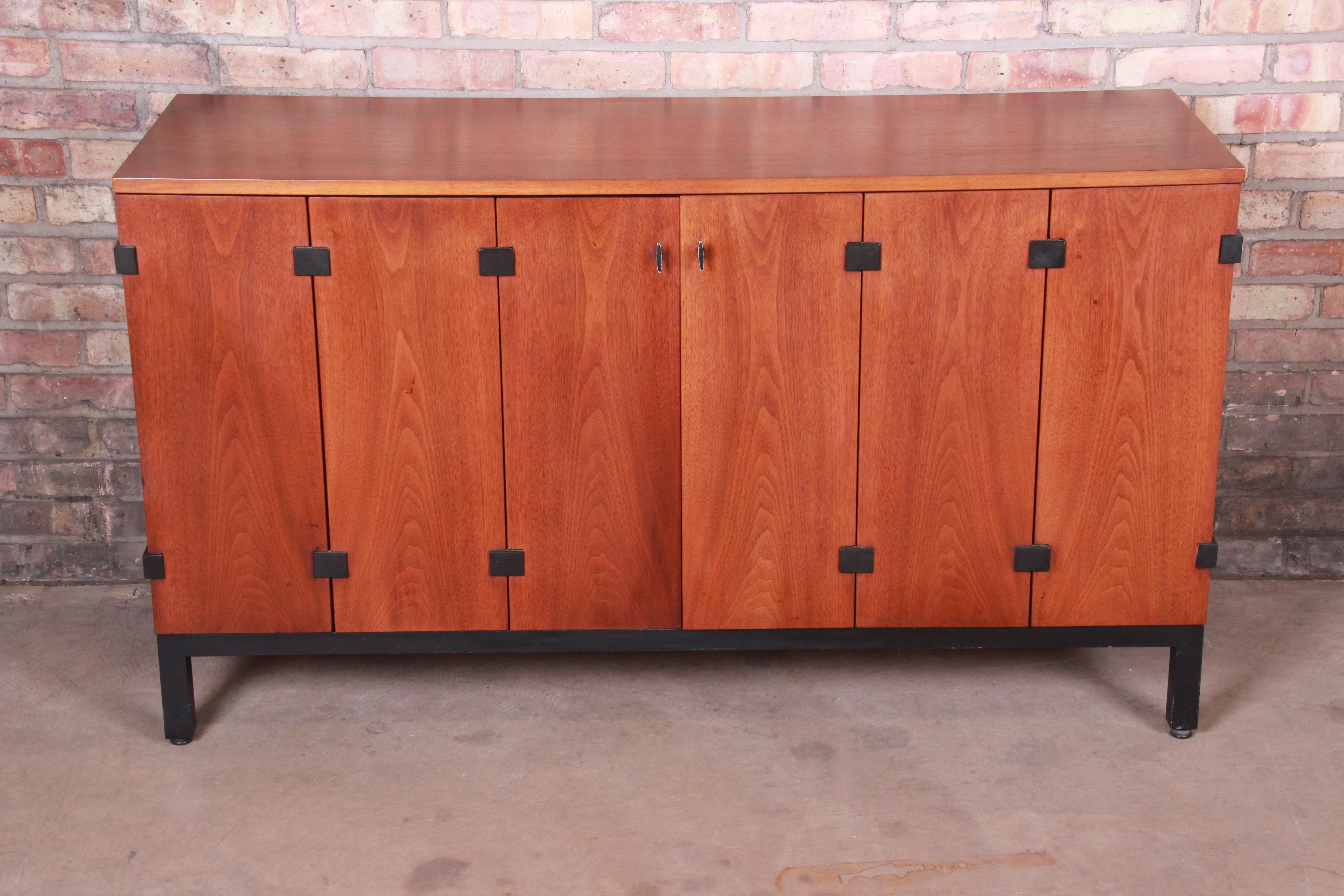 Mid-Century Modern Milo Baughman for Directional Walnut Sideboard Credenza, 1960s