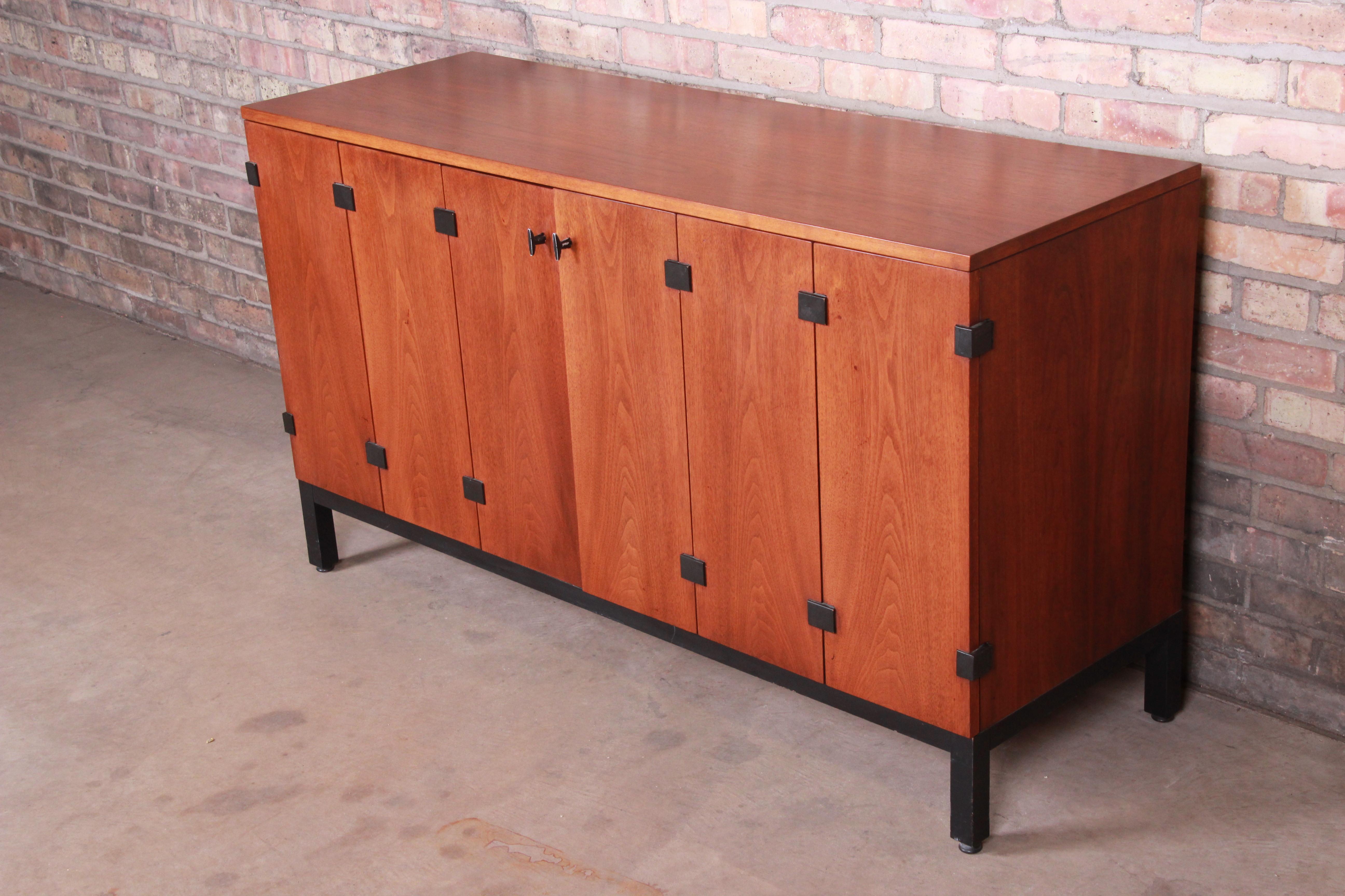 American Milo Baughman for Directional Walnut Sideboard Credenza, 1960s