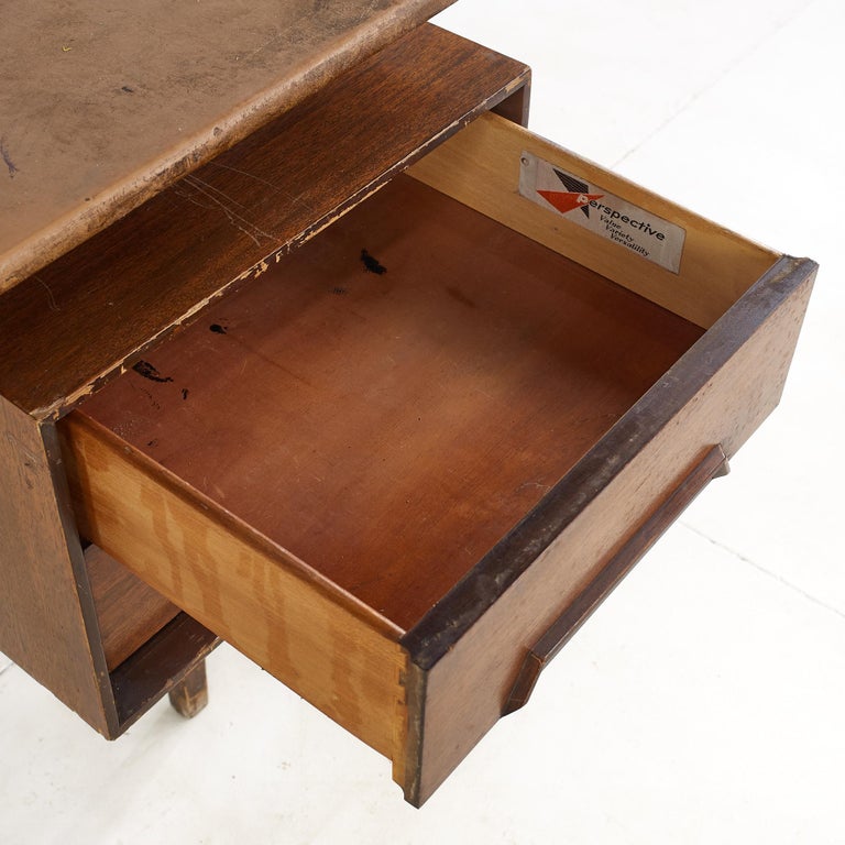 Milo Baughman for Drexel Mid Century Leather Top Desk For Sale 8
