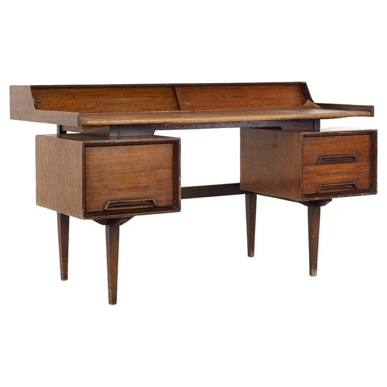 Milo Baughman for Drexel Mid Century Leather Top Desk For Sale