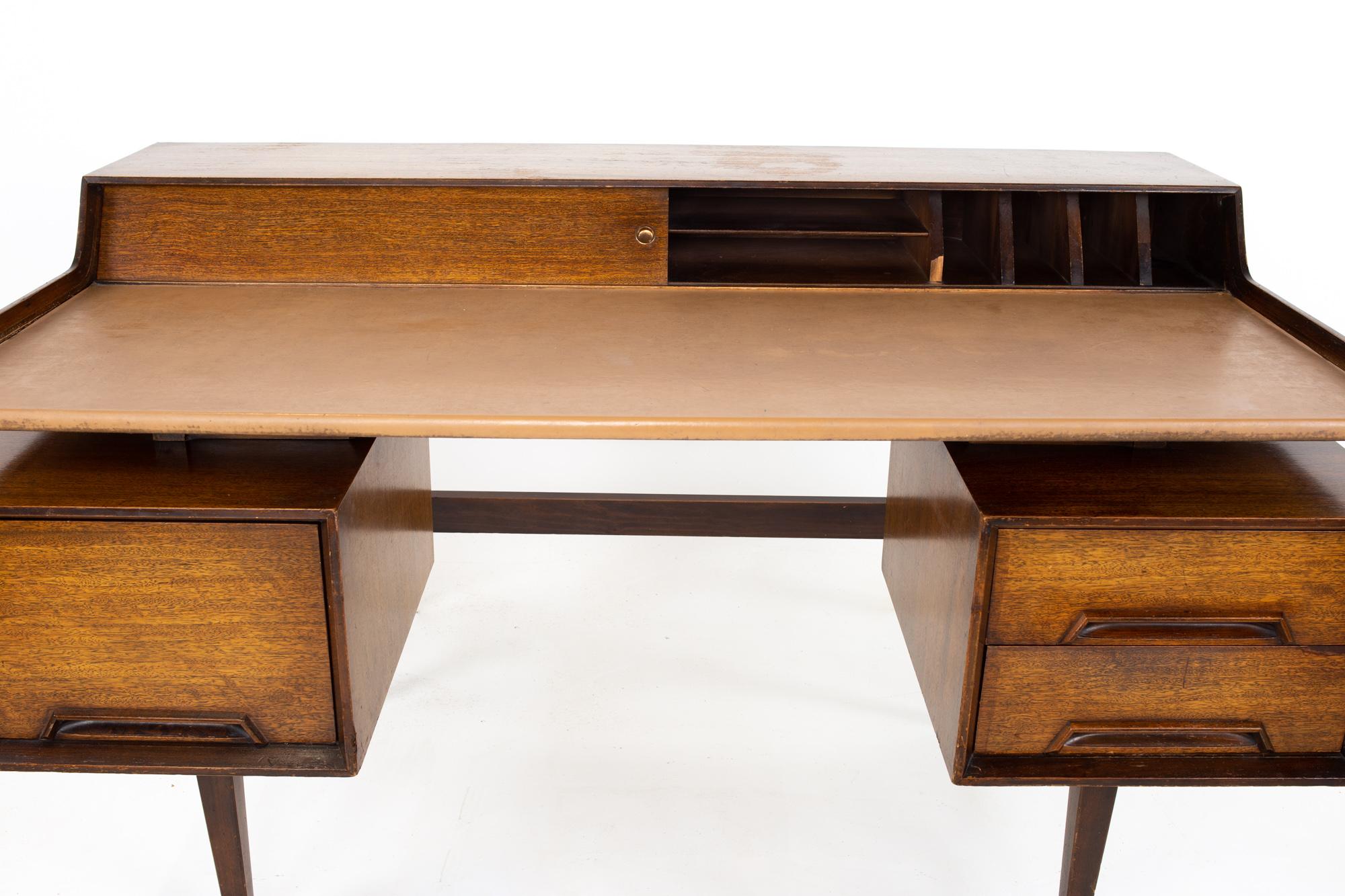 Milo Baughman for Drexel Mid Century Walnut Floating Double Sided Desk 4