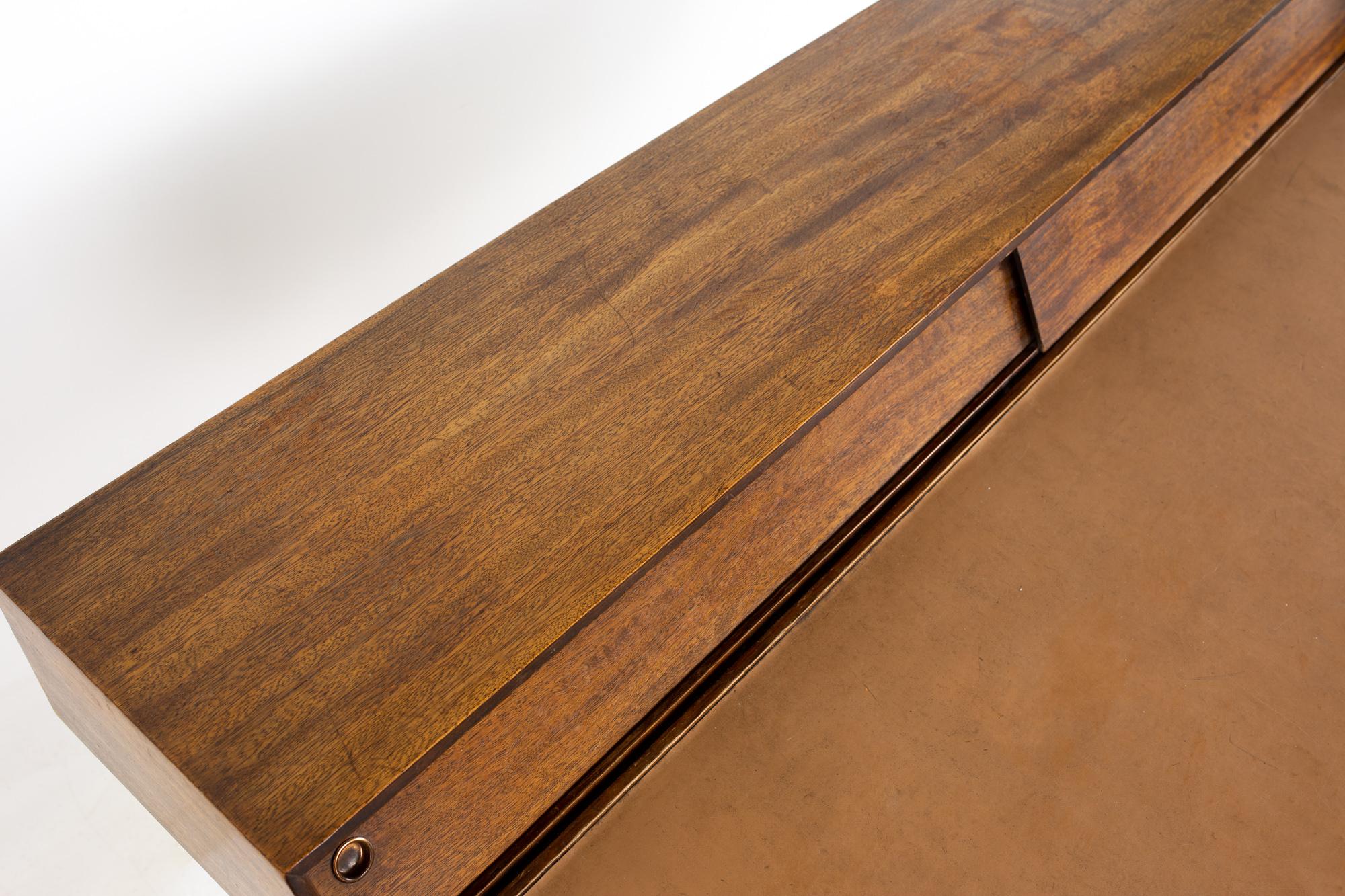 Milo Baughman for Drexel Mid Century Walnut Floating Double Sided Desk In Good Condition In Countryside, IL