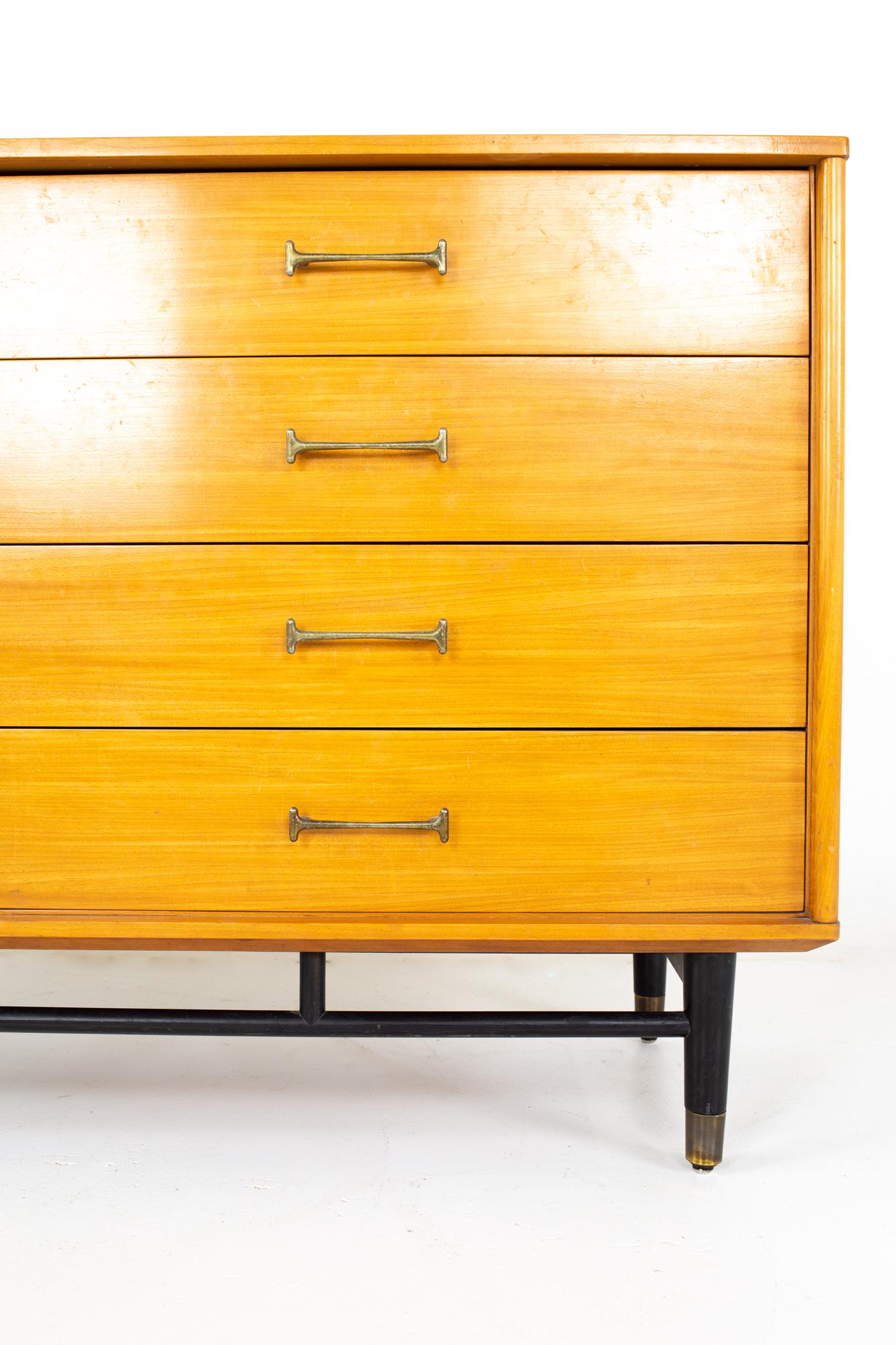 Late 20th Century Milo Baughman for Drexel New Todays Living Midcentury 8 Drawer Lowboy Dresser