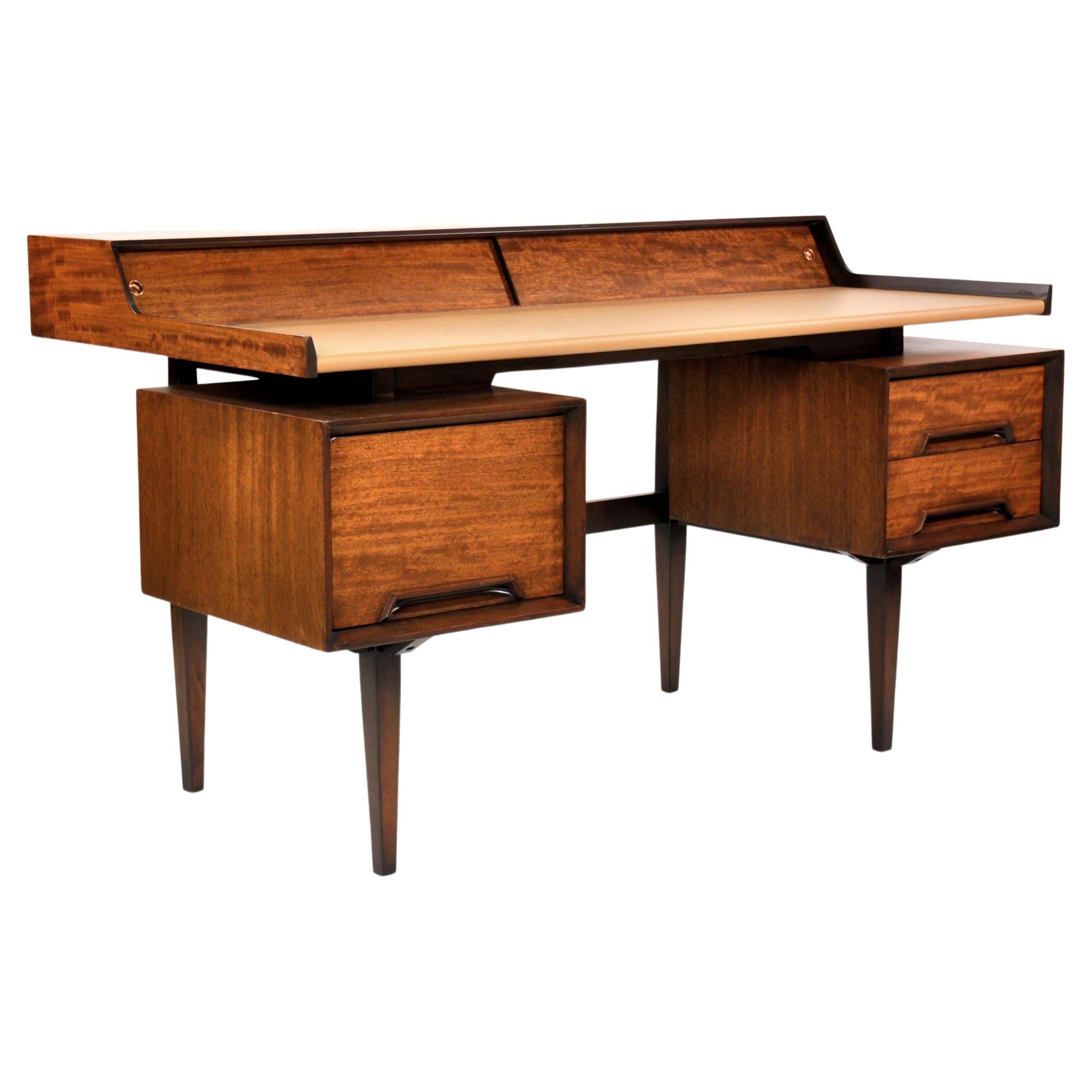Milo Baughman for Drexel Perspective Mindoro and Leather Desk 3