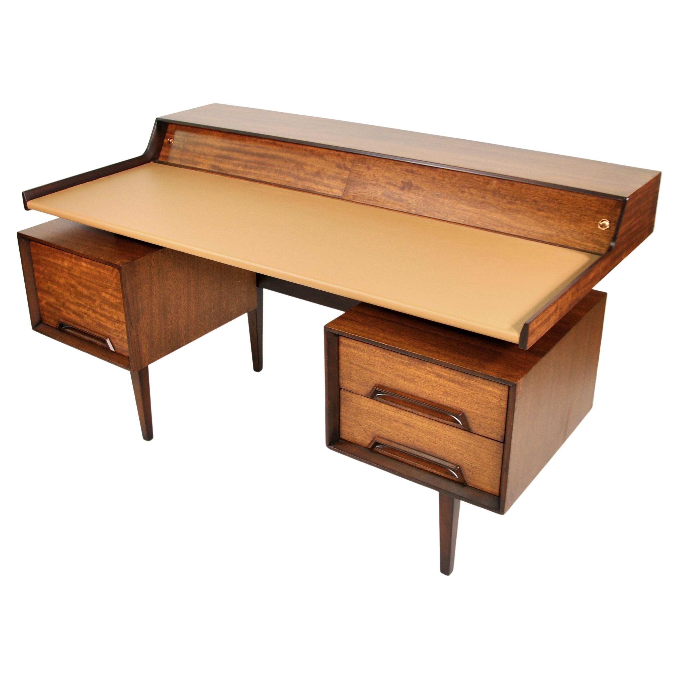 Milo Baughman for Drexel Perspective Mindoro and Leather Desk 4