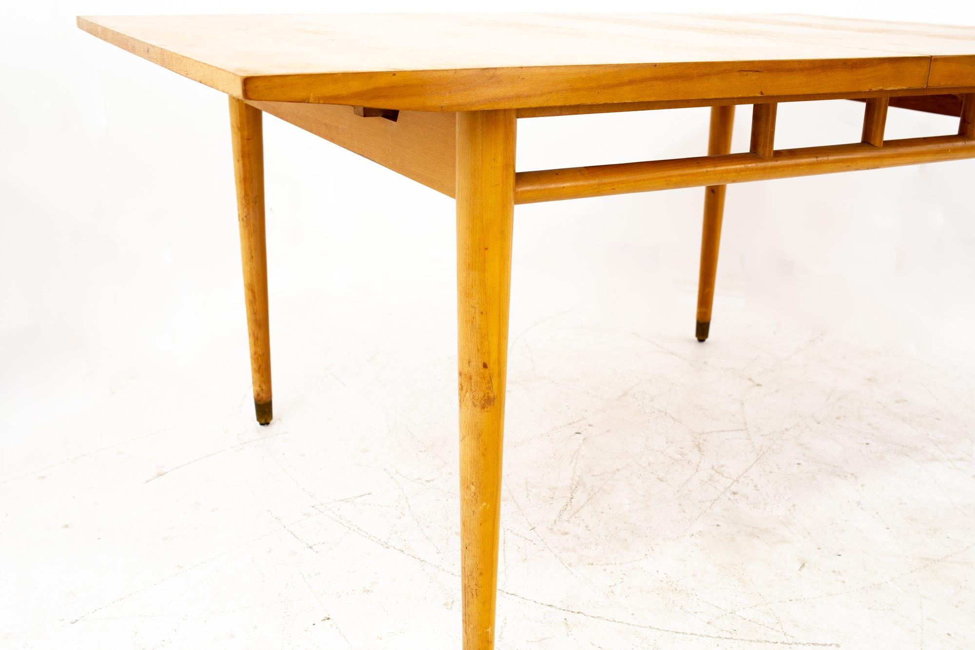 Drexel New Todays Living Mid Century Blonde Dining Table In Good Condition For Sale In Countryside, IL