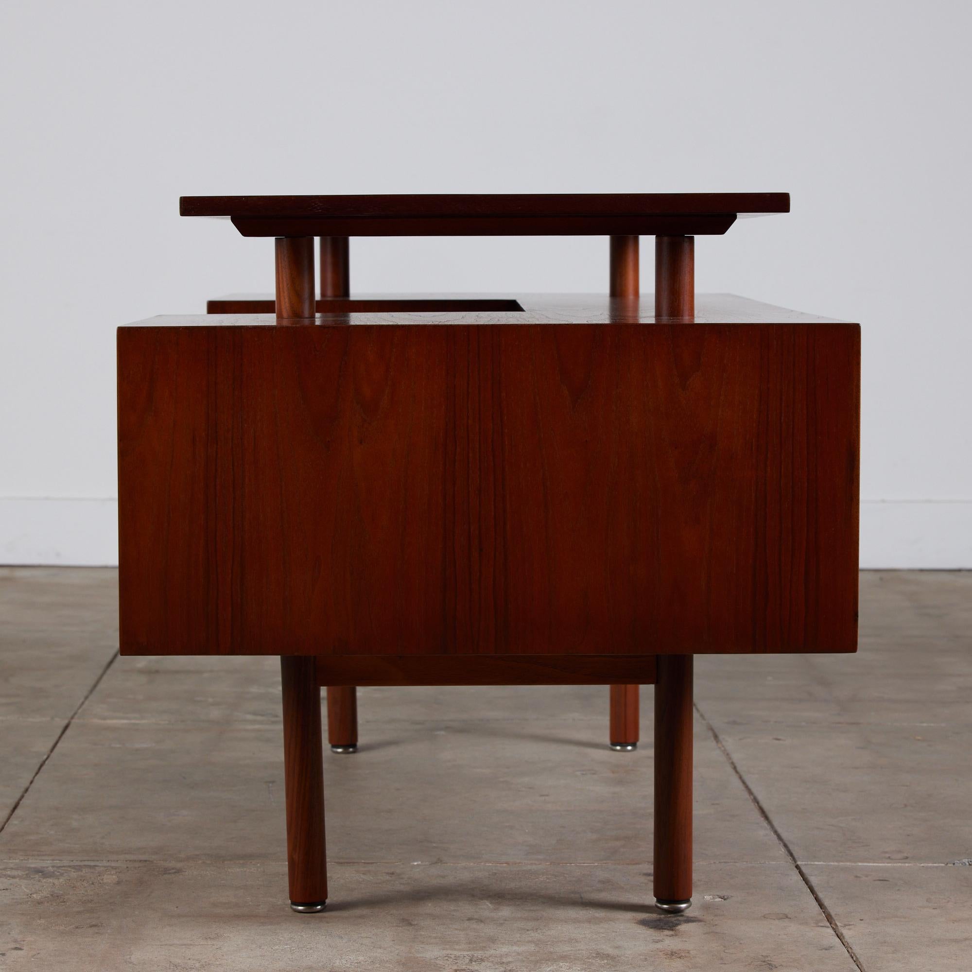 Mid-Century Modern Milo Baughman for Glenn of California Floating Desk